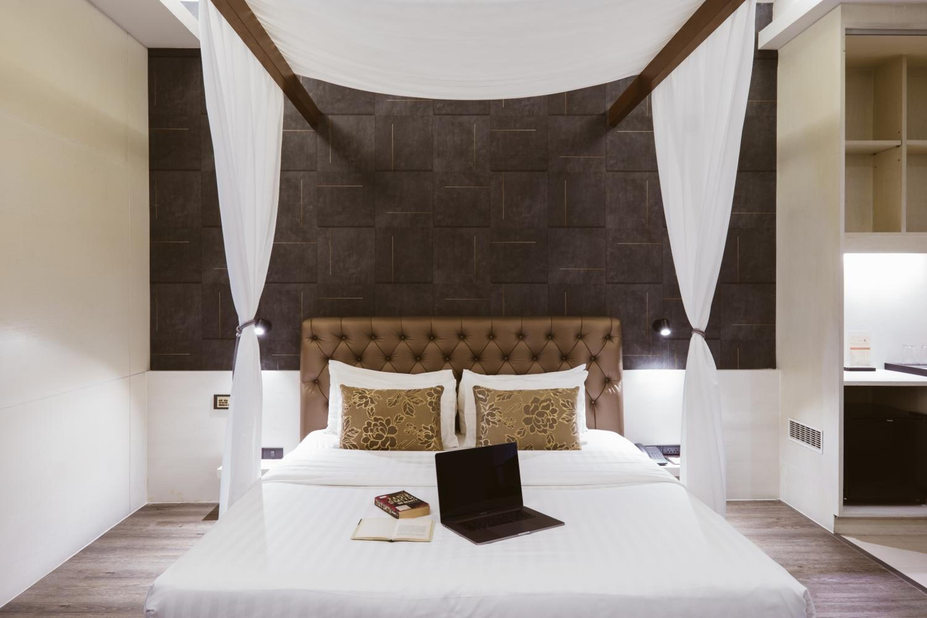 Grand Deluxe Double or Twin Room