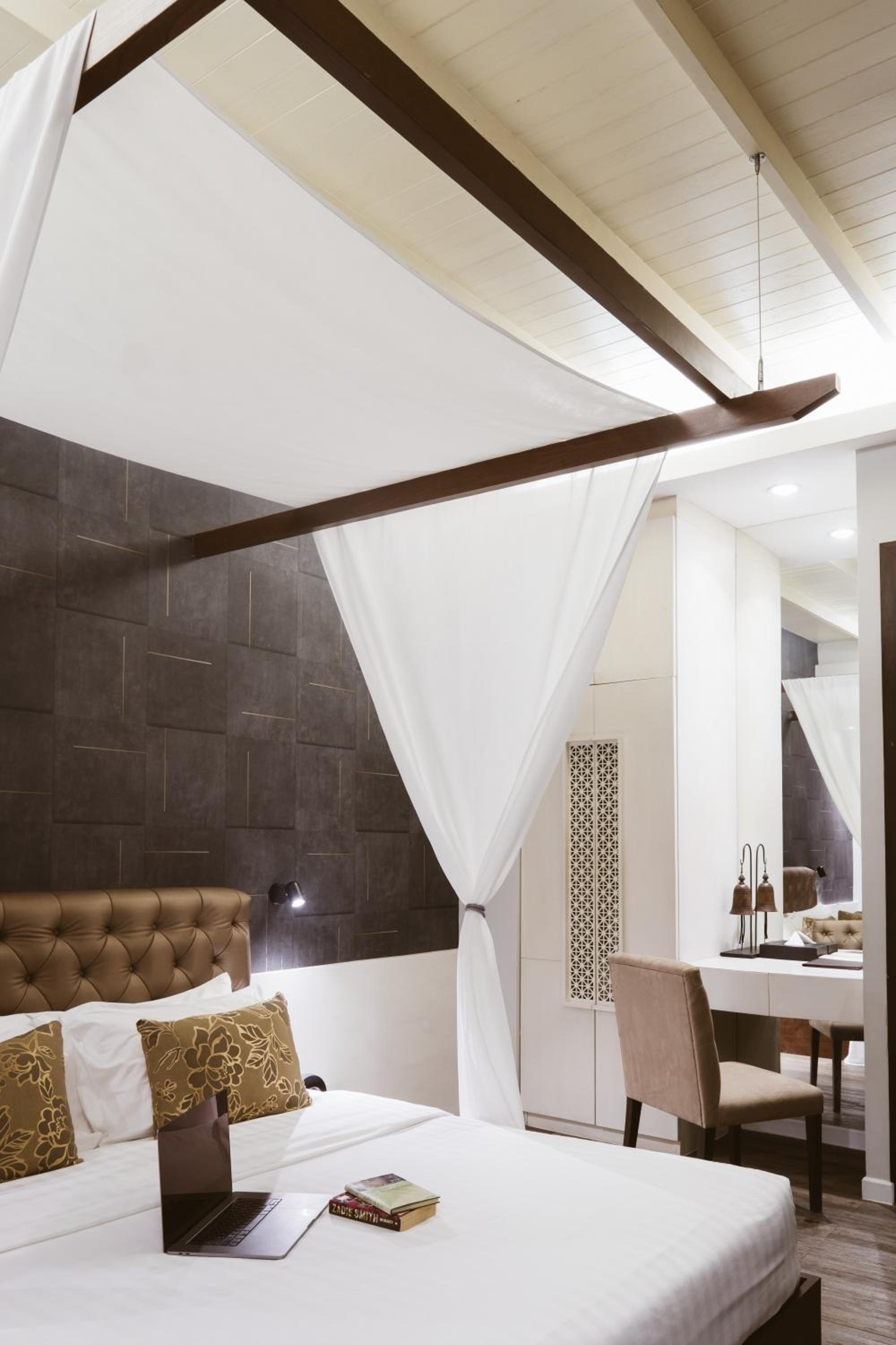 Premier Room