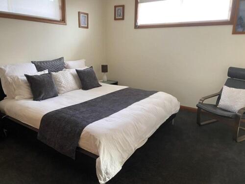 Three-Bedroom Home photo 2
