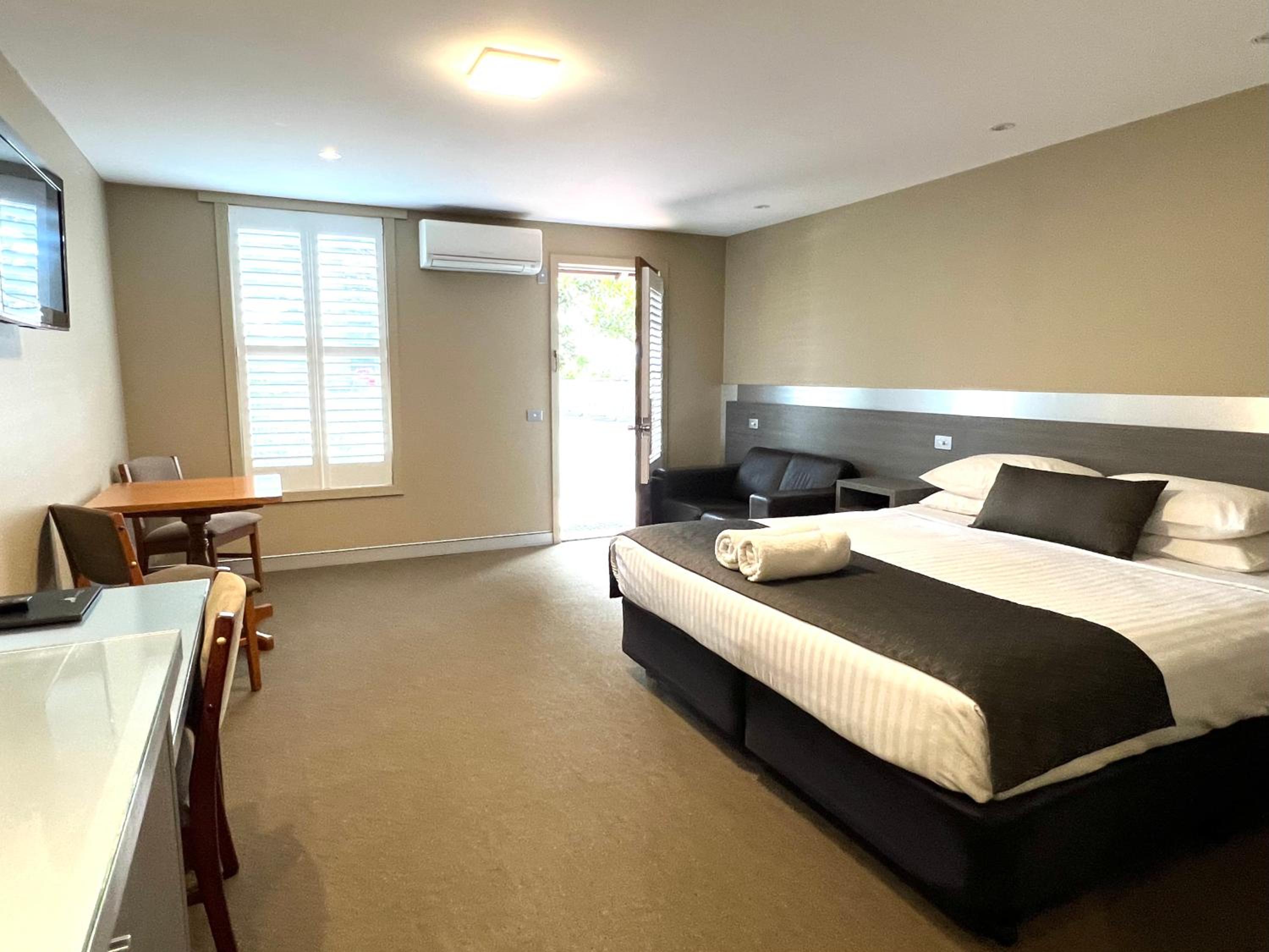 Executive King Room - Photo 5