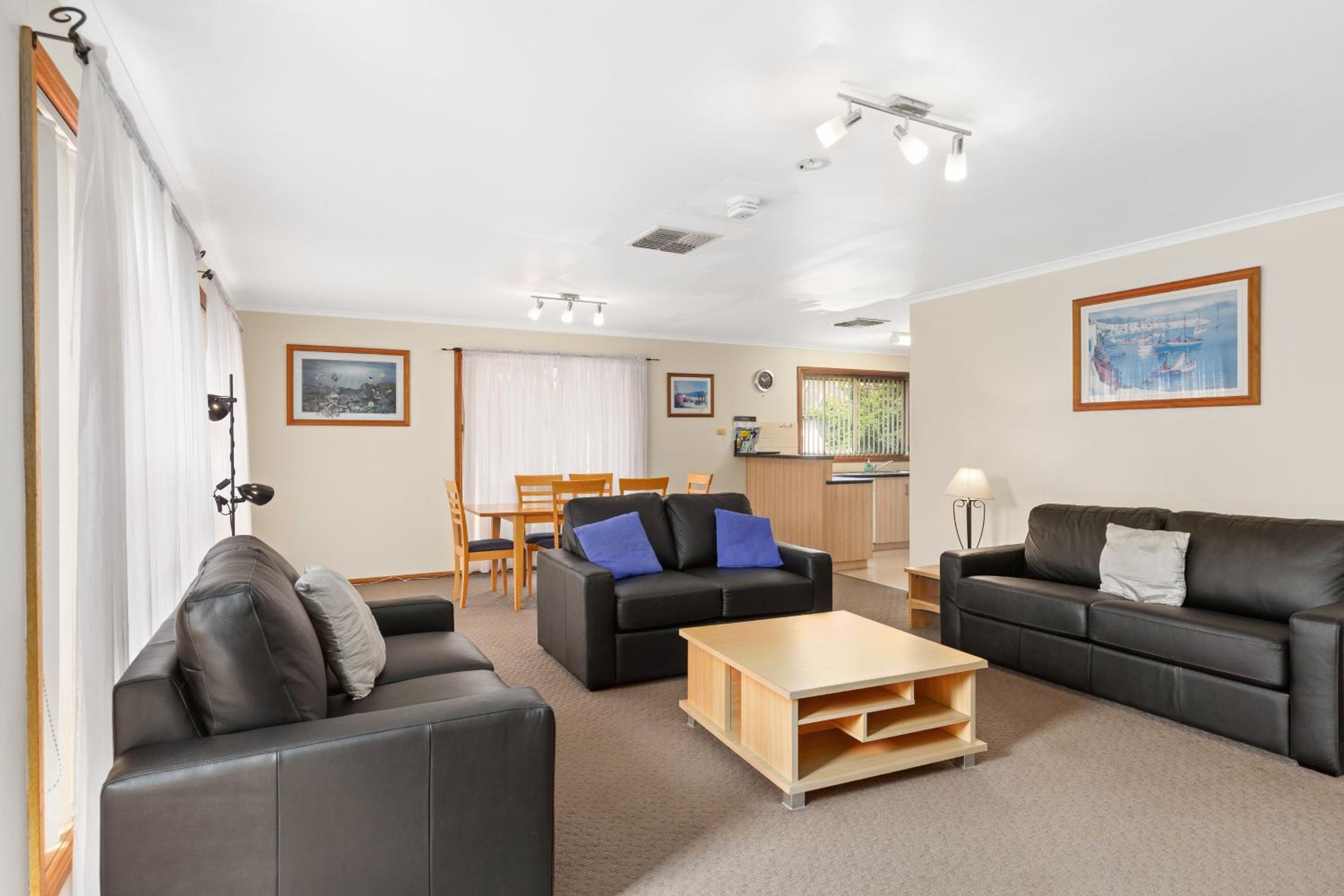 Standard Apartment photo 3