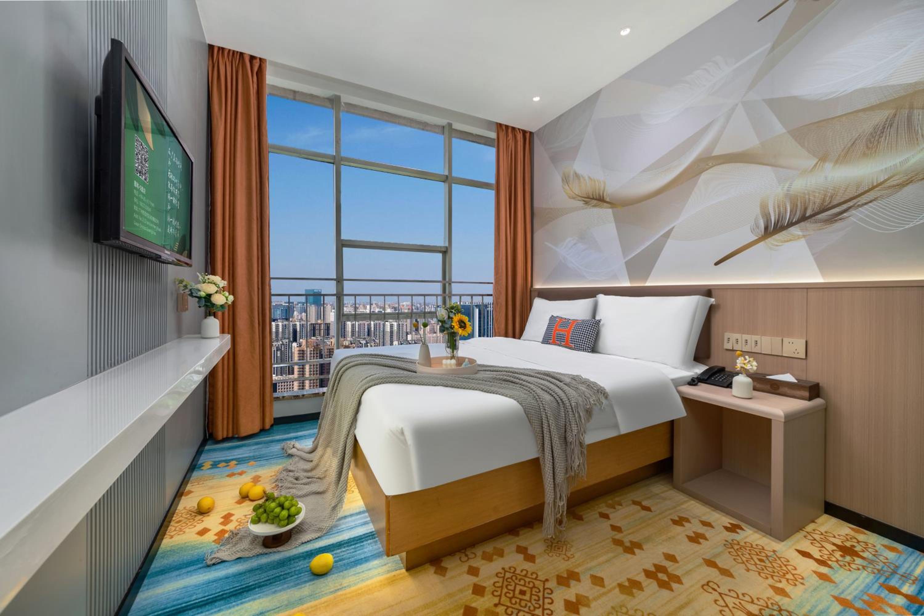 Superior Style King Room photo 1
