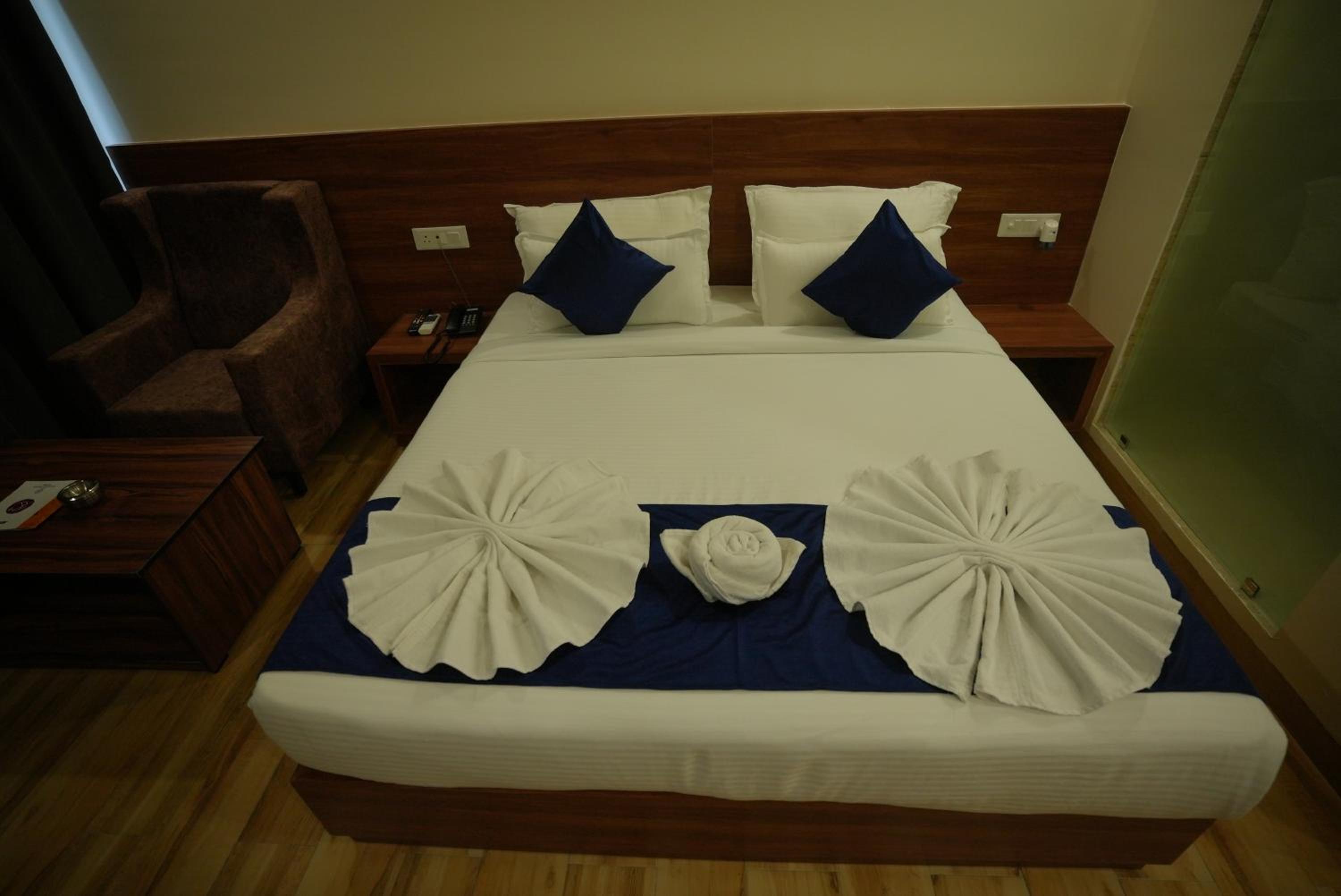 Standard Suite - Photo 4