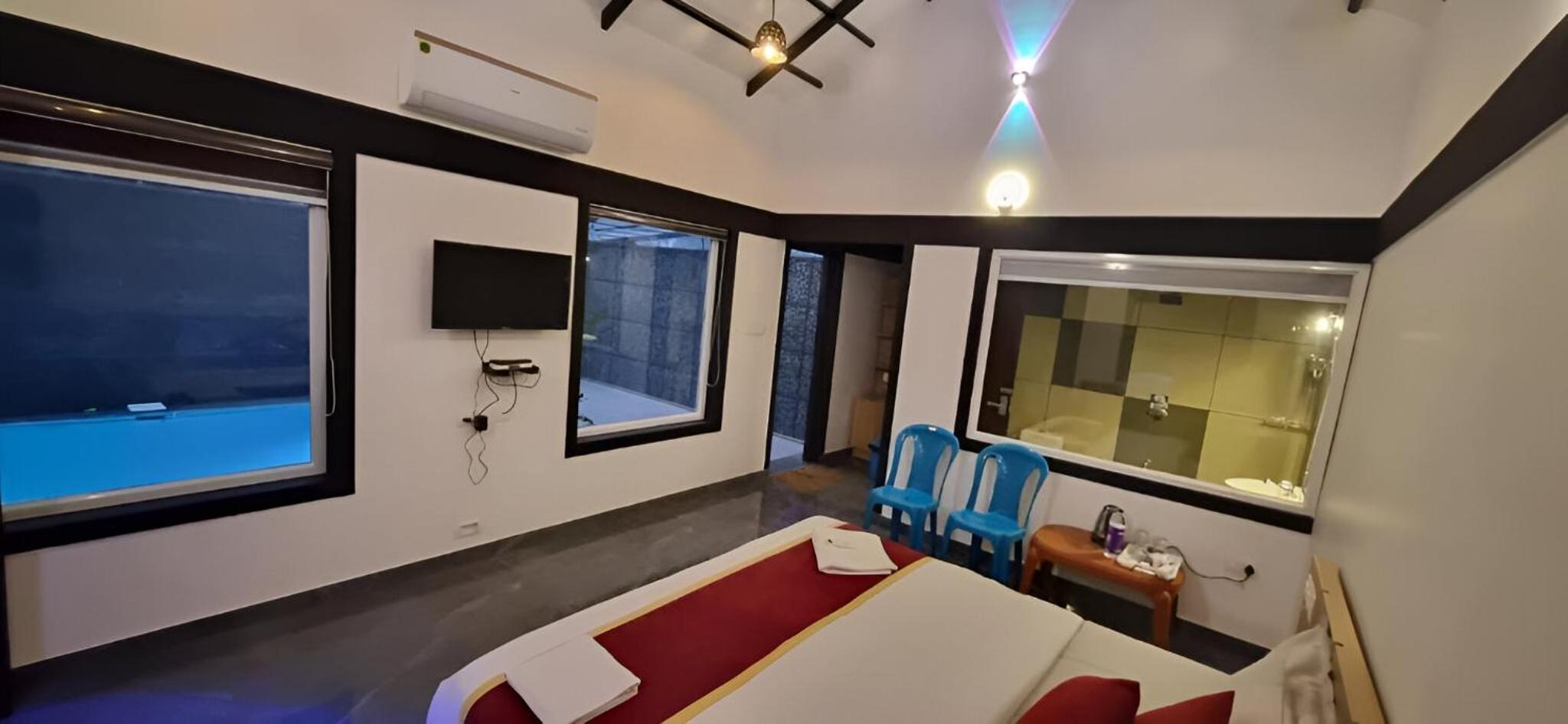 Villa with Private Pool photo 1