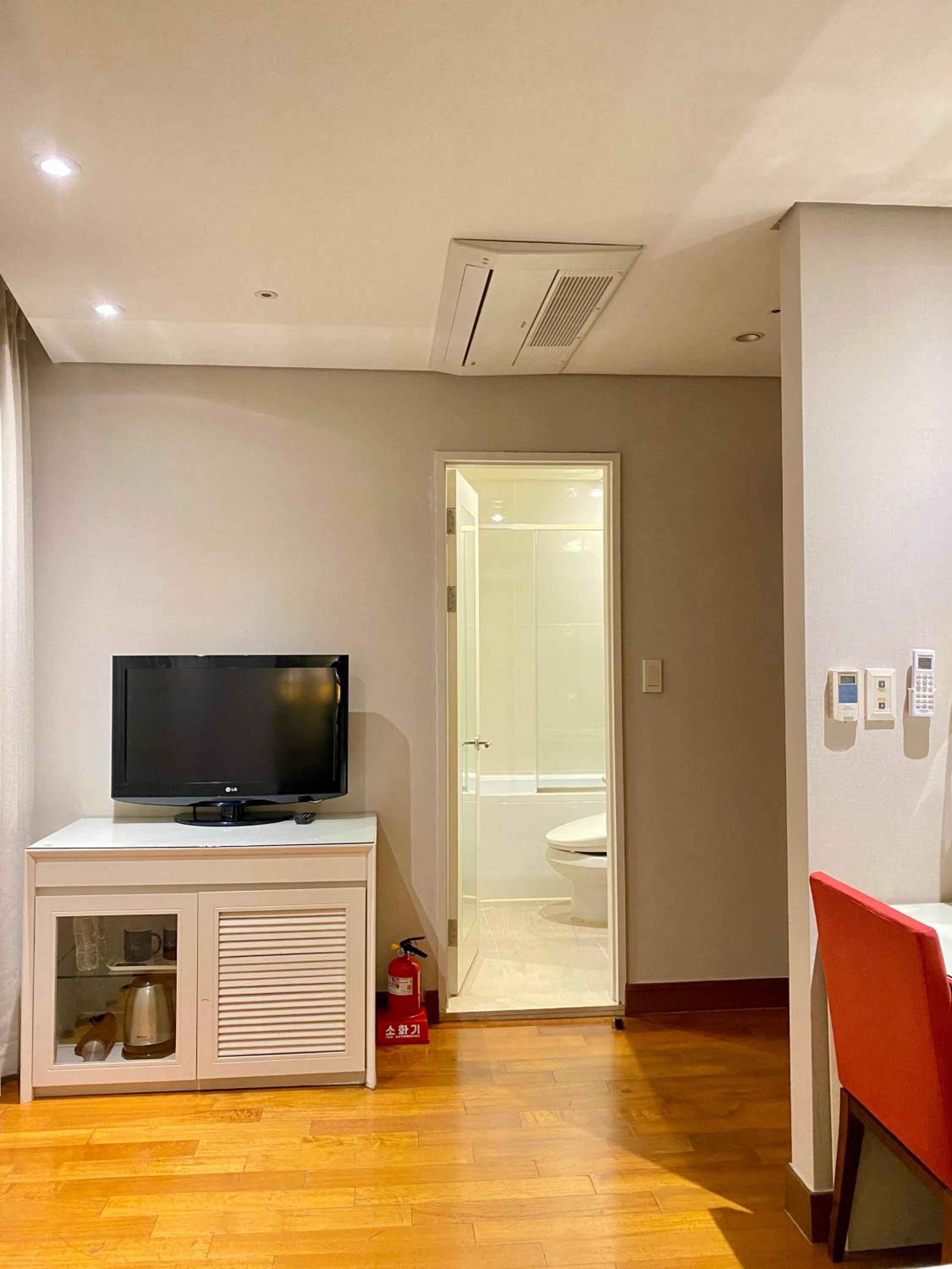 Business Double Room photo 3