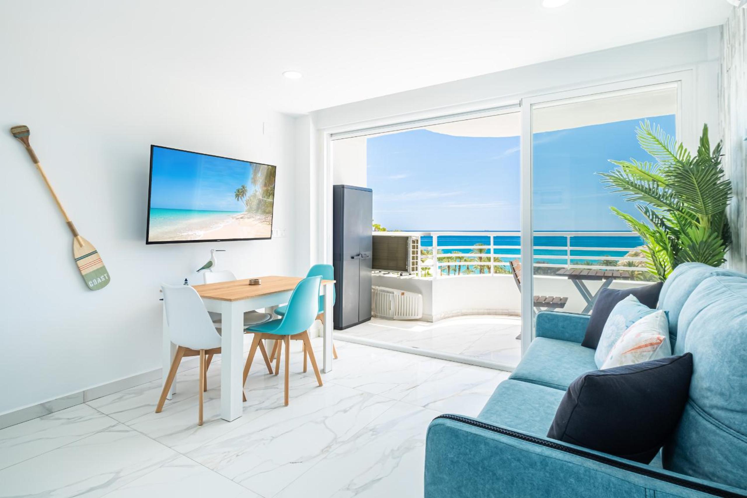 Apartamento de una habitación con vistas al mar y terraza