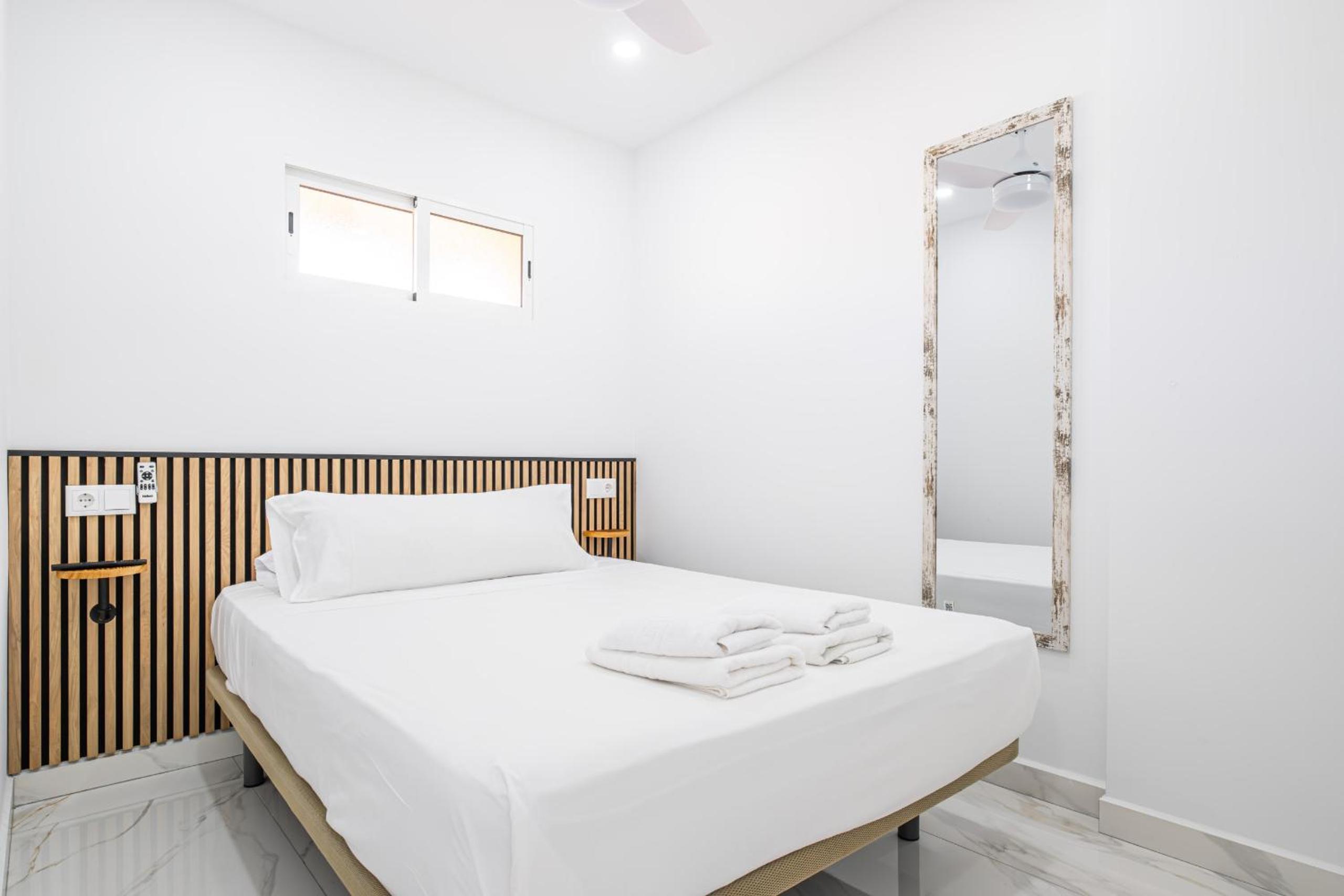 One-Bedroom Apartment with Sea View and Terrace photo 3