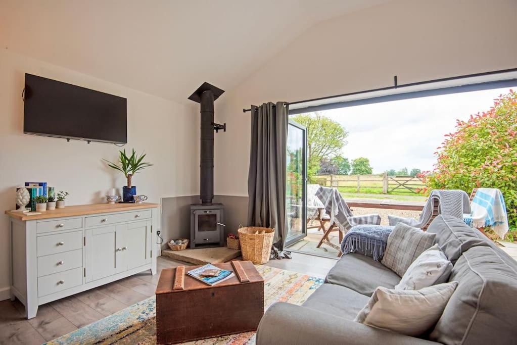 Two-Bedroom House photo 2