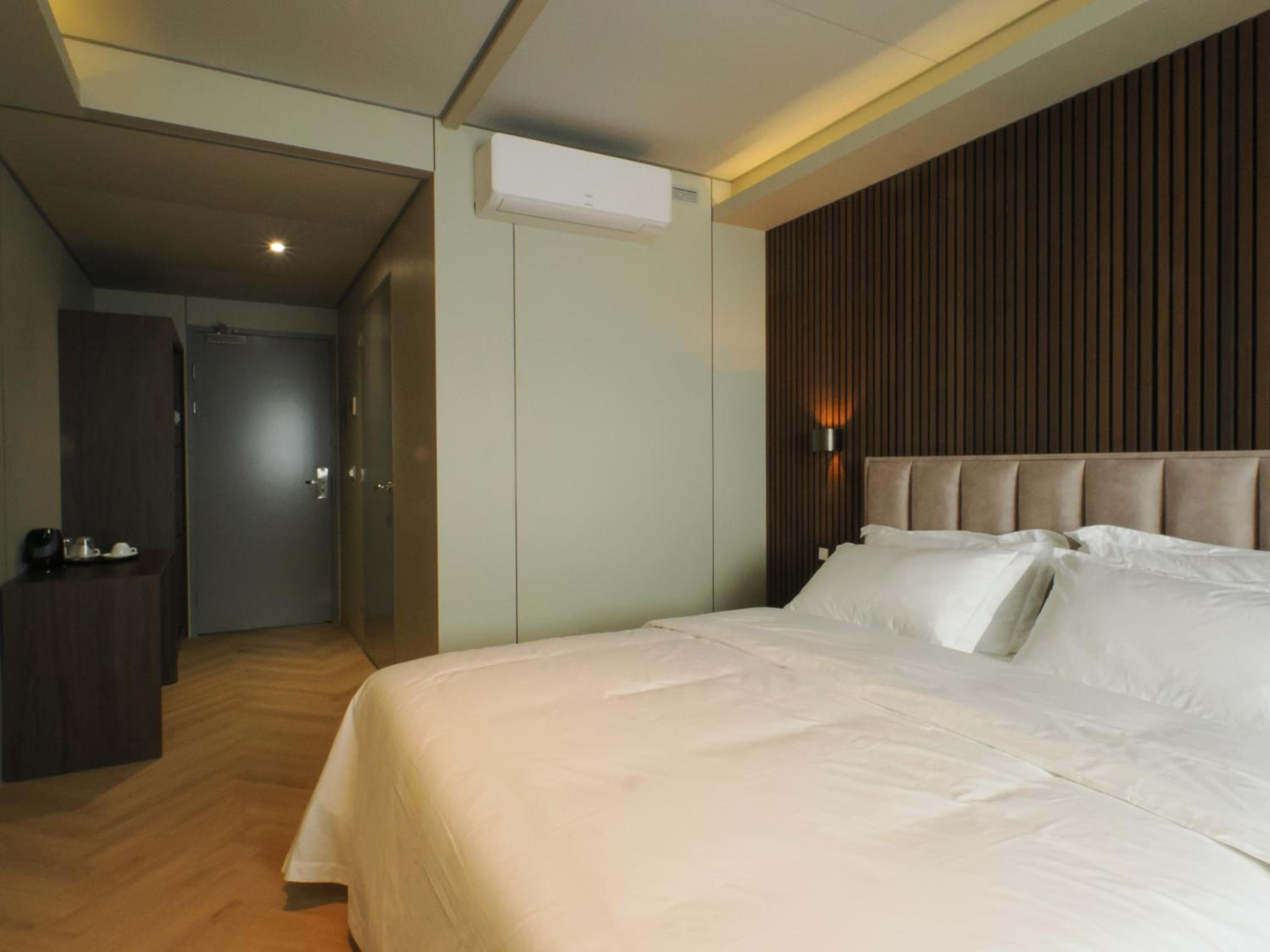 Business Double Room photo 3