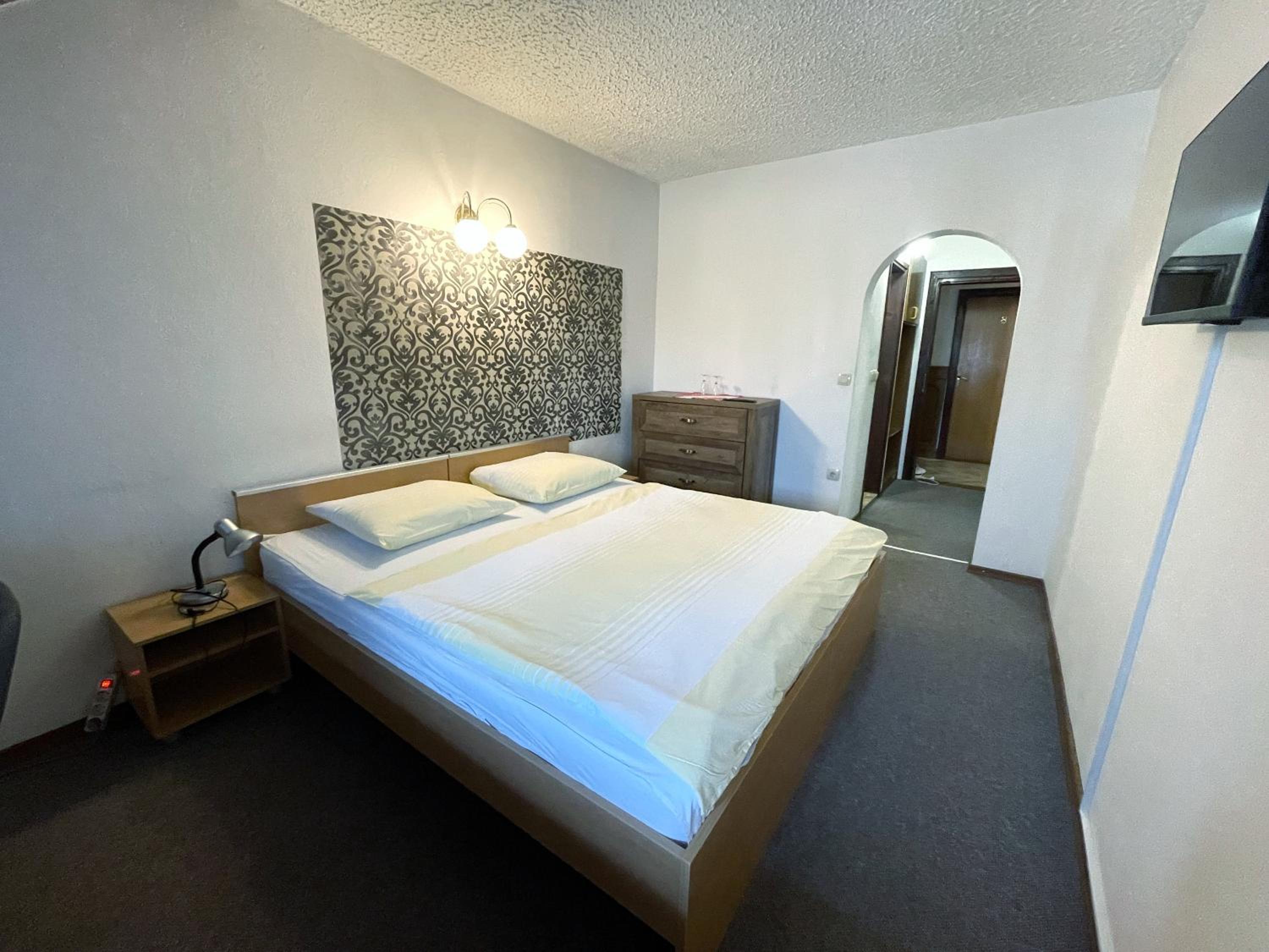 Twin Room - Photo 4