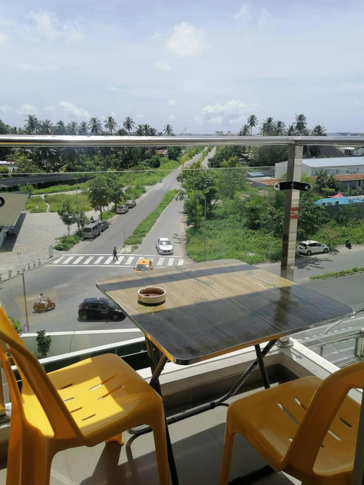 Twin Room With City View photo 2
