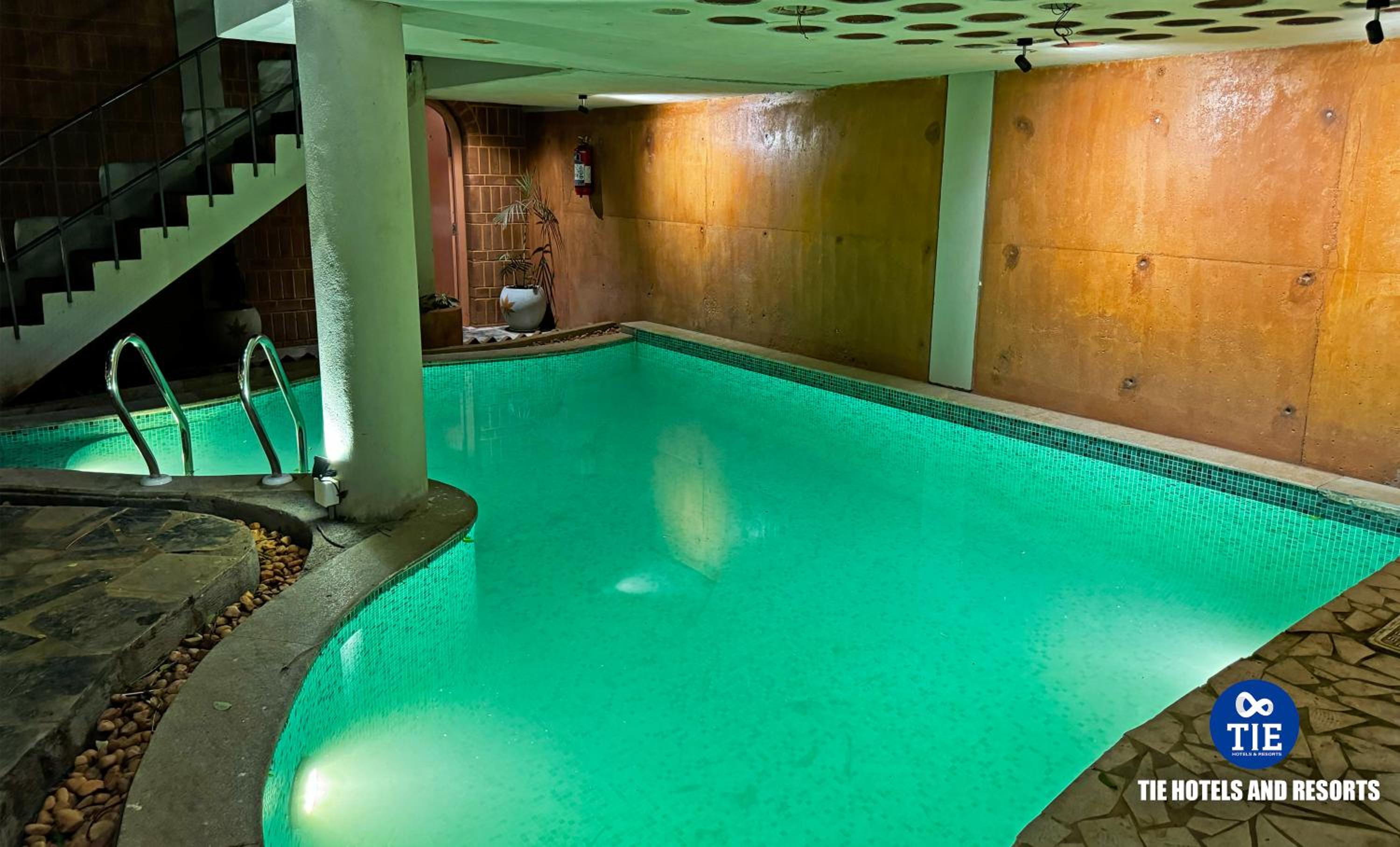 Deluxe Double Room - Photo 19