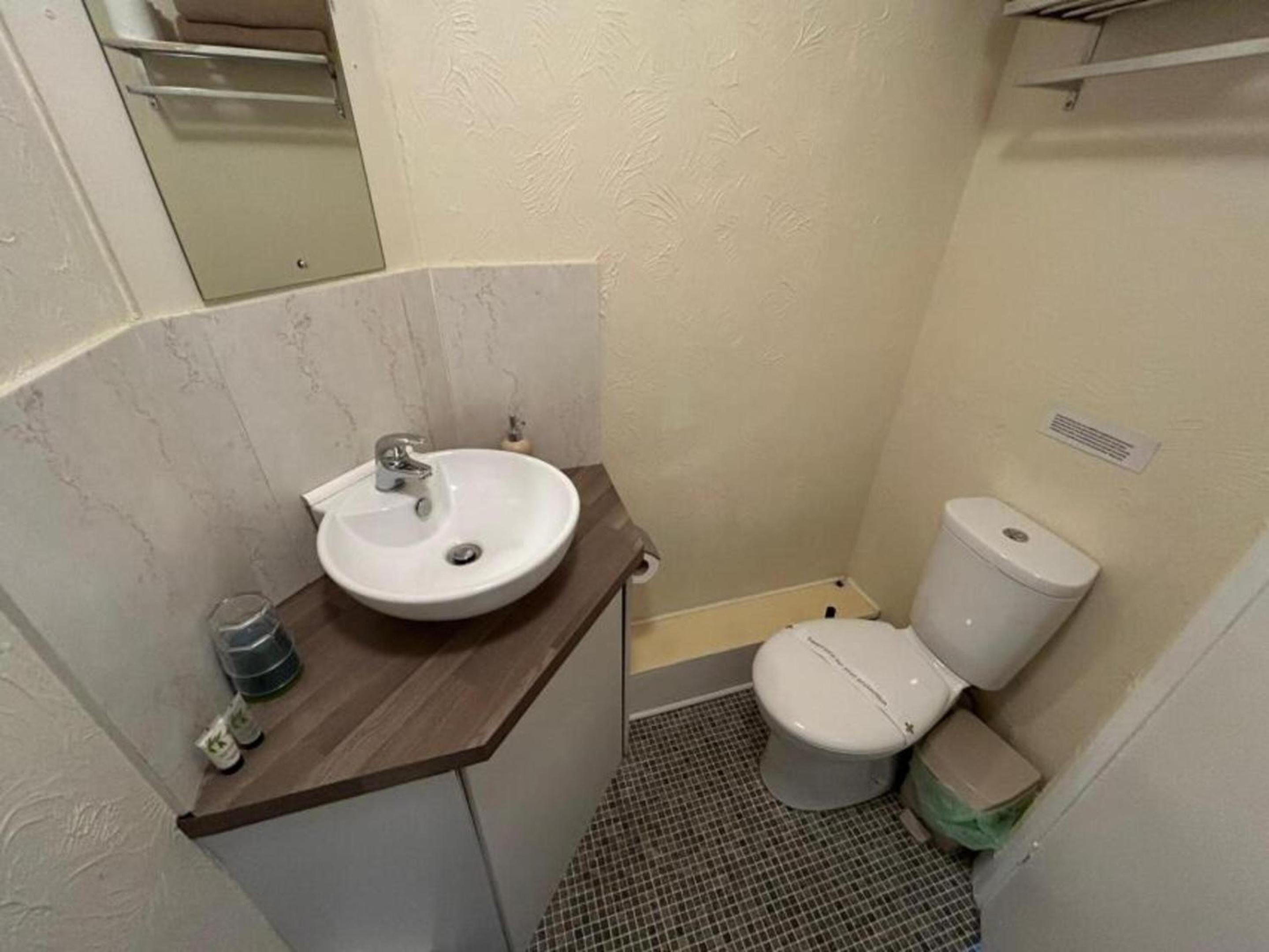 Deluxe Triple Room photo 2