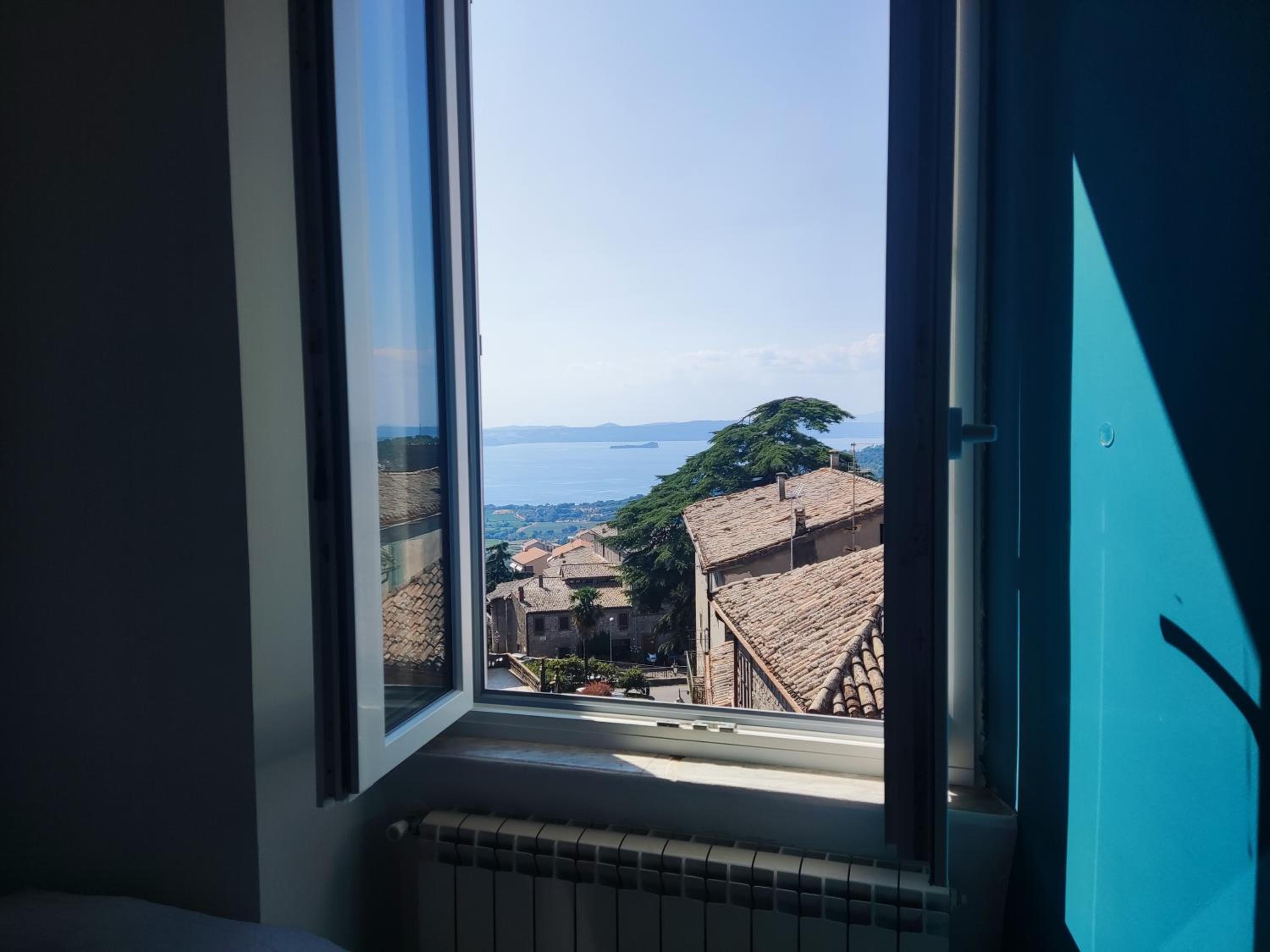 Triple Room with Lake View