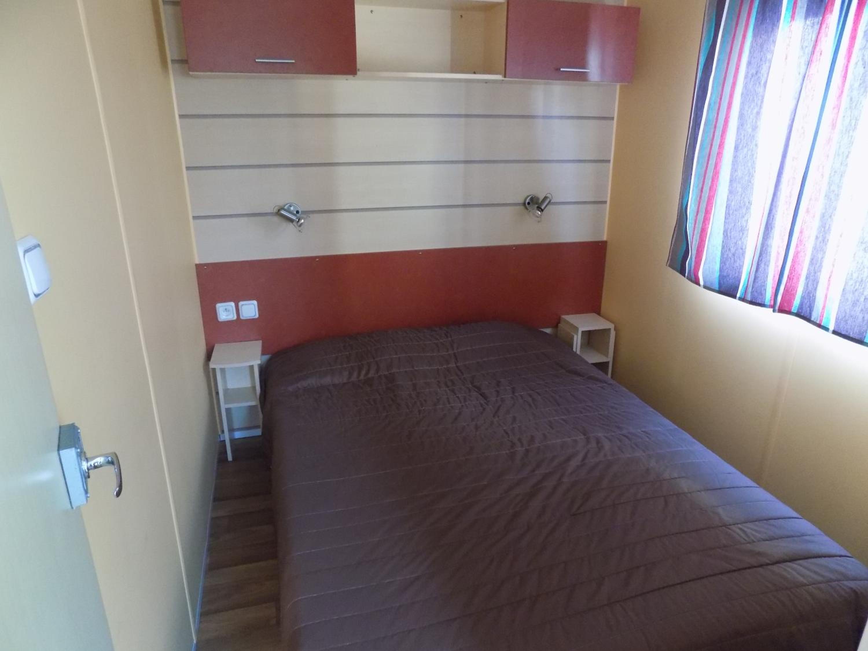 One-Bedroom Bungalow (2 Adults) photo 1