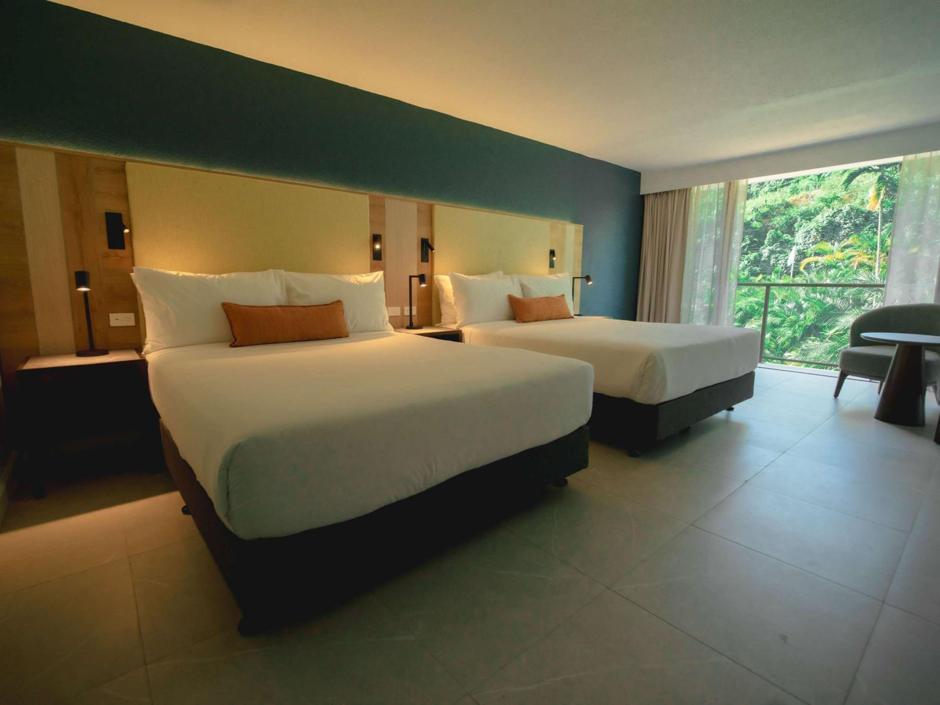 Executive Room - Two Queen Beds photo 1