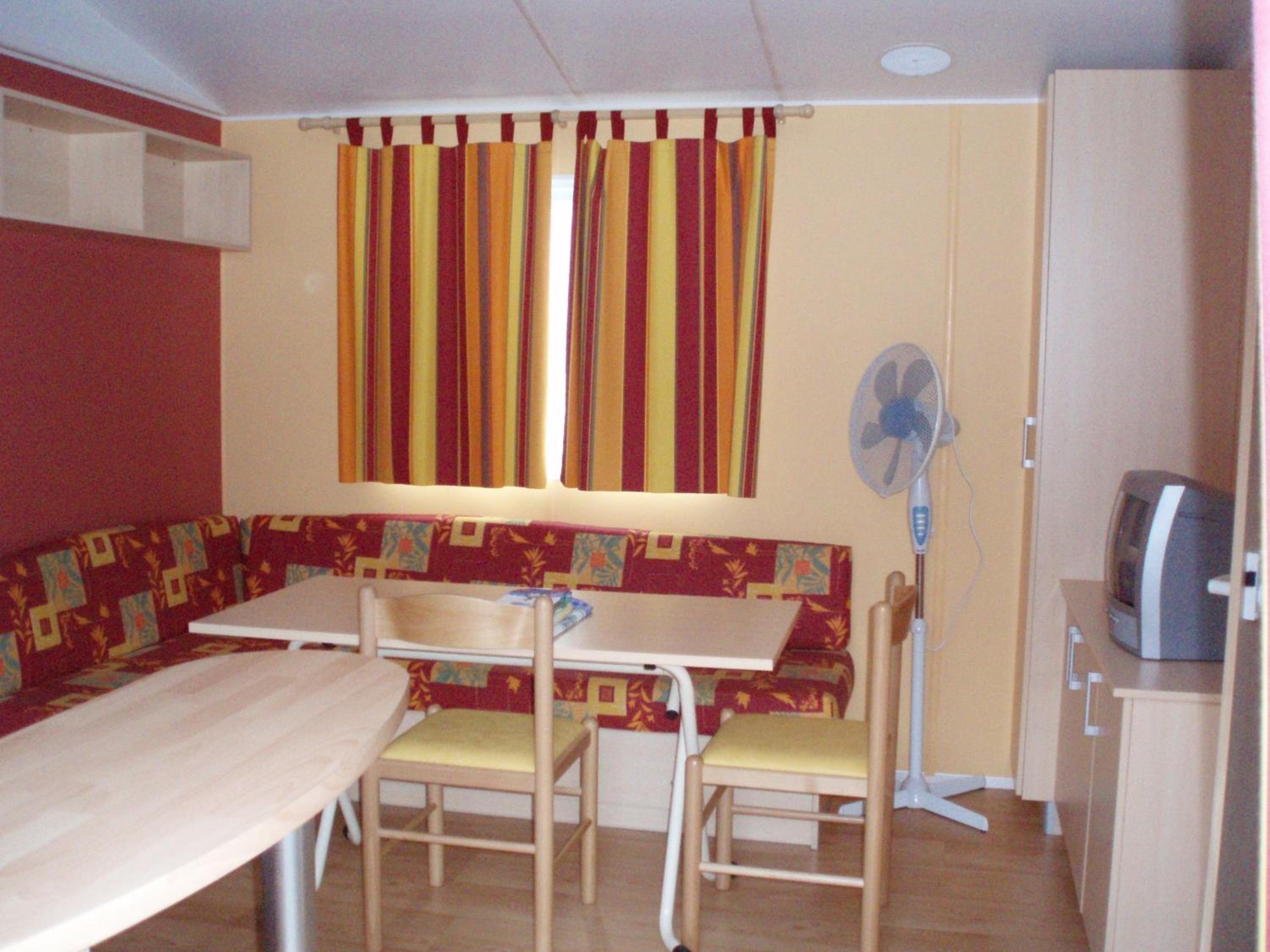 Bungalow (4 Adults) photo 1