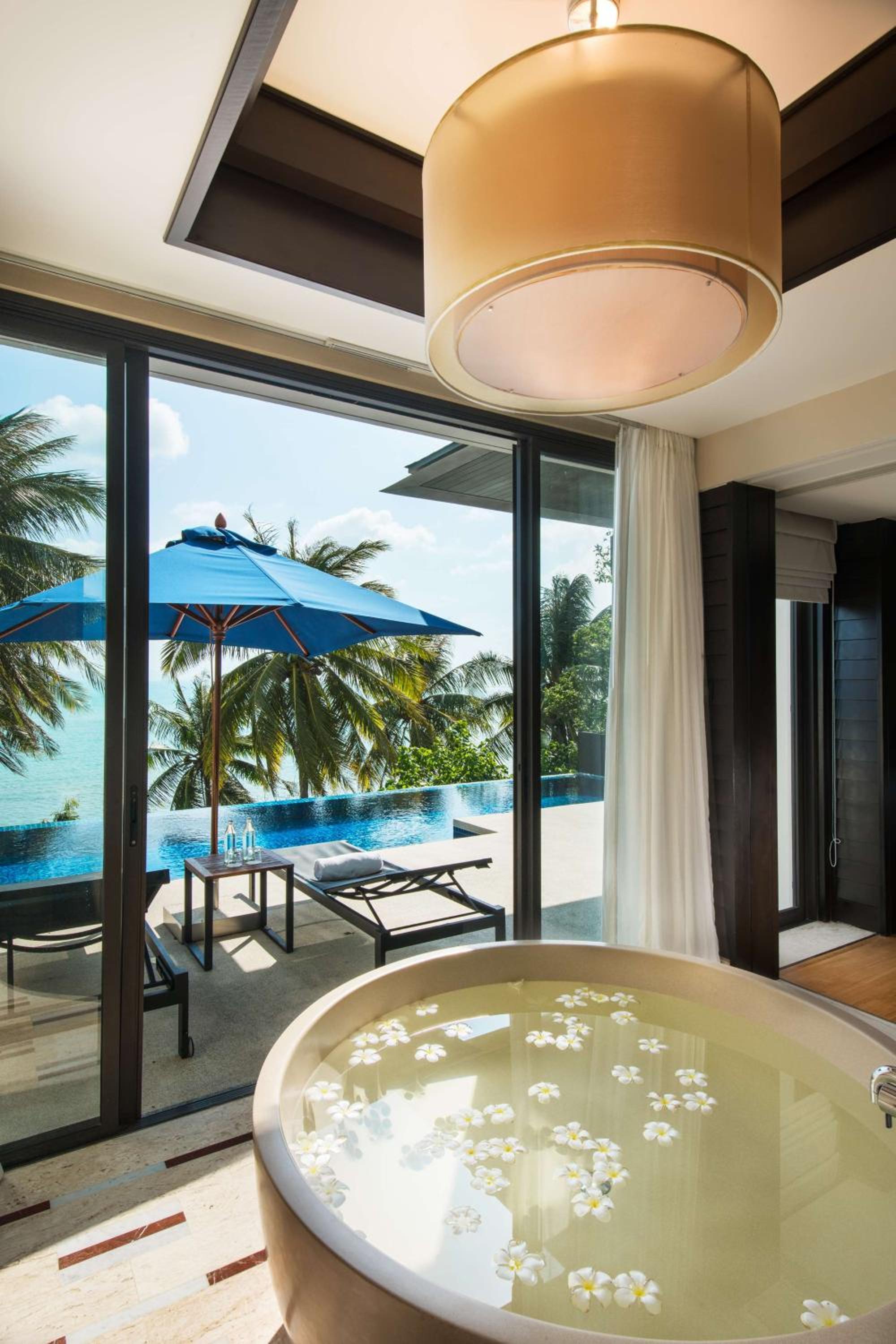 One-Bedroom Sunset Pool Villa - Photo 8