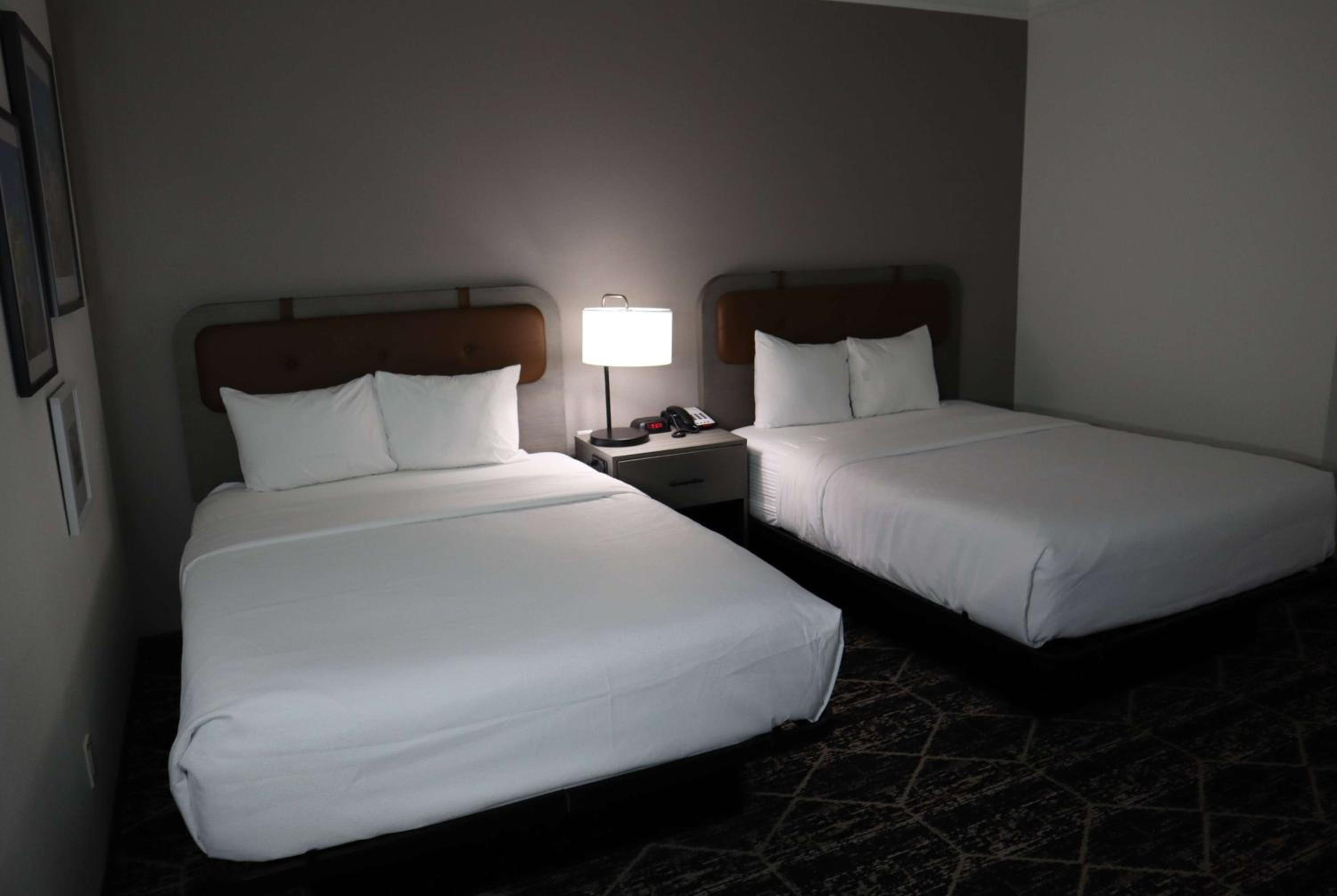 Double Room with Two Double Beds - Non-Smoking - Photo 1