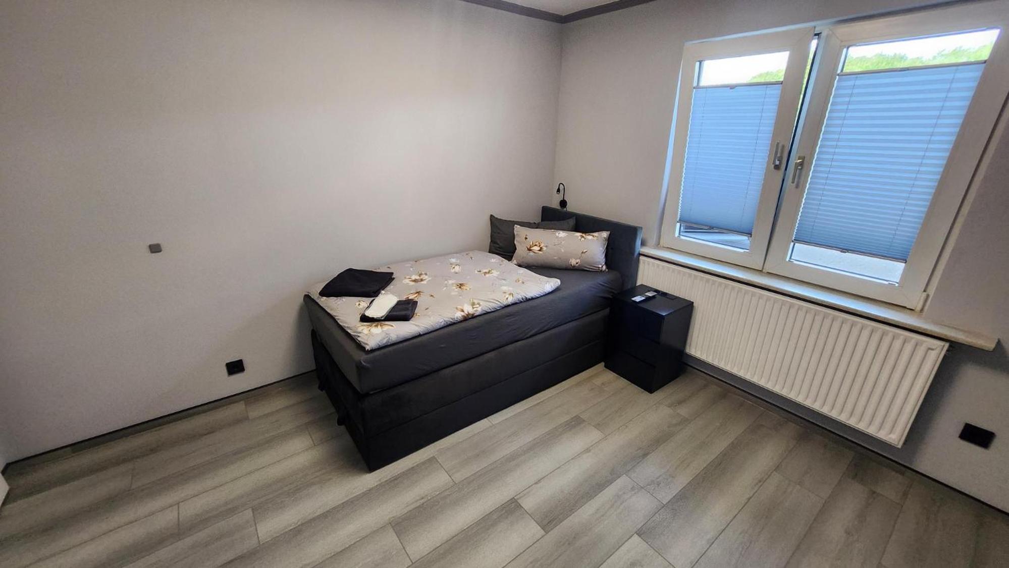 Single Room With Private Bathroom photo 2