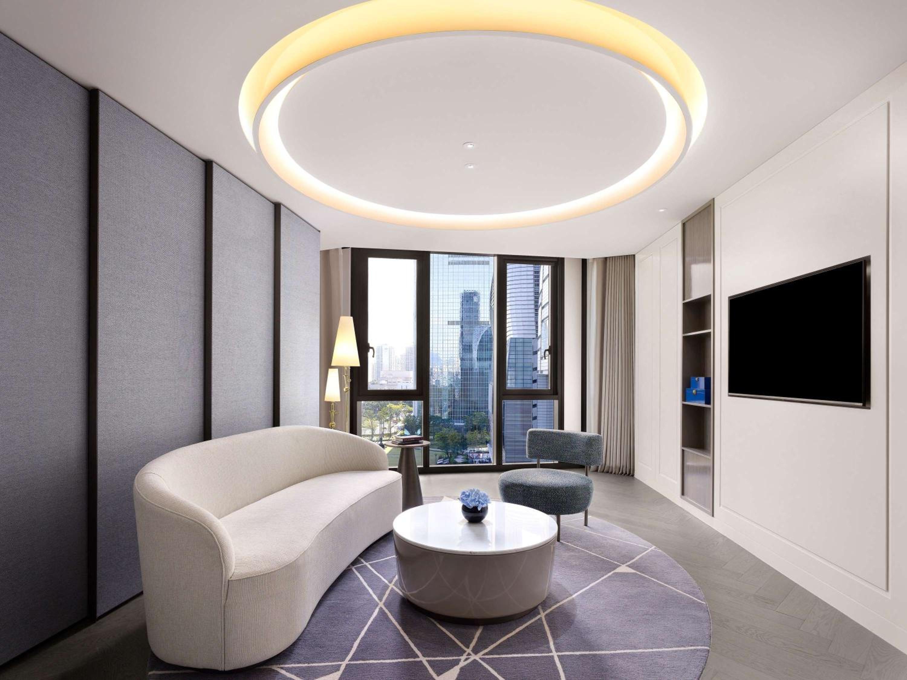 One-Bedroom Premier Suite - Photo 1