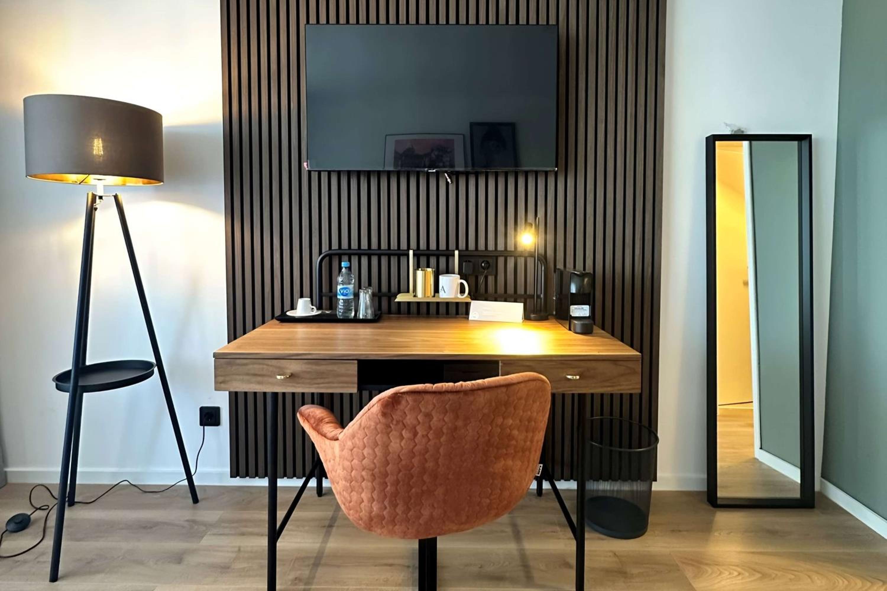 Business King Room - Photo 21