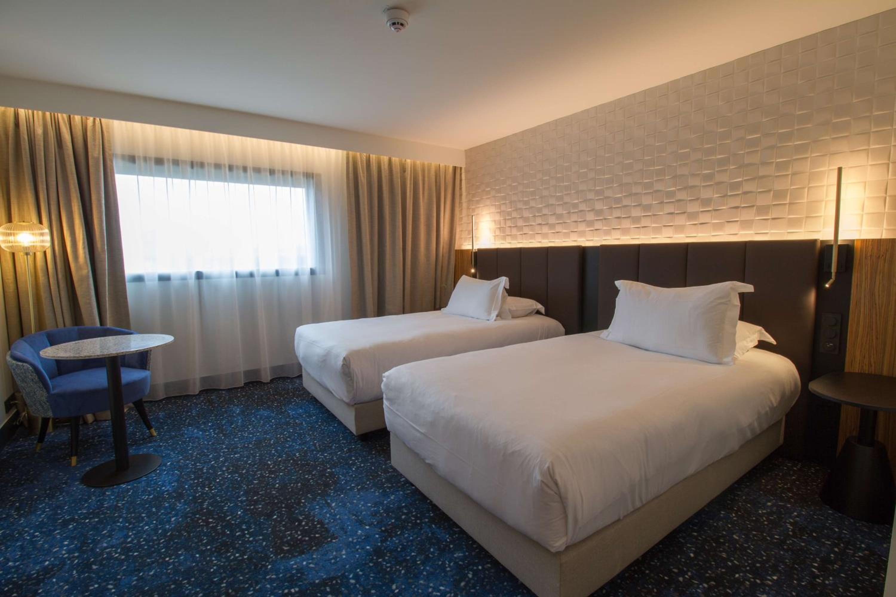 Twin Room - Photo 1