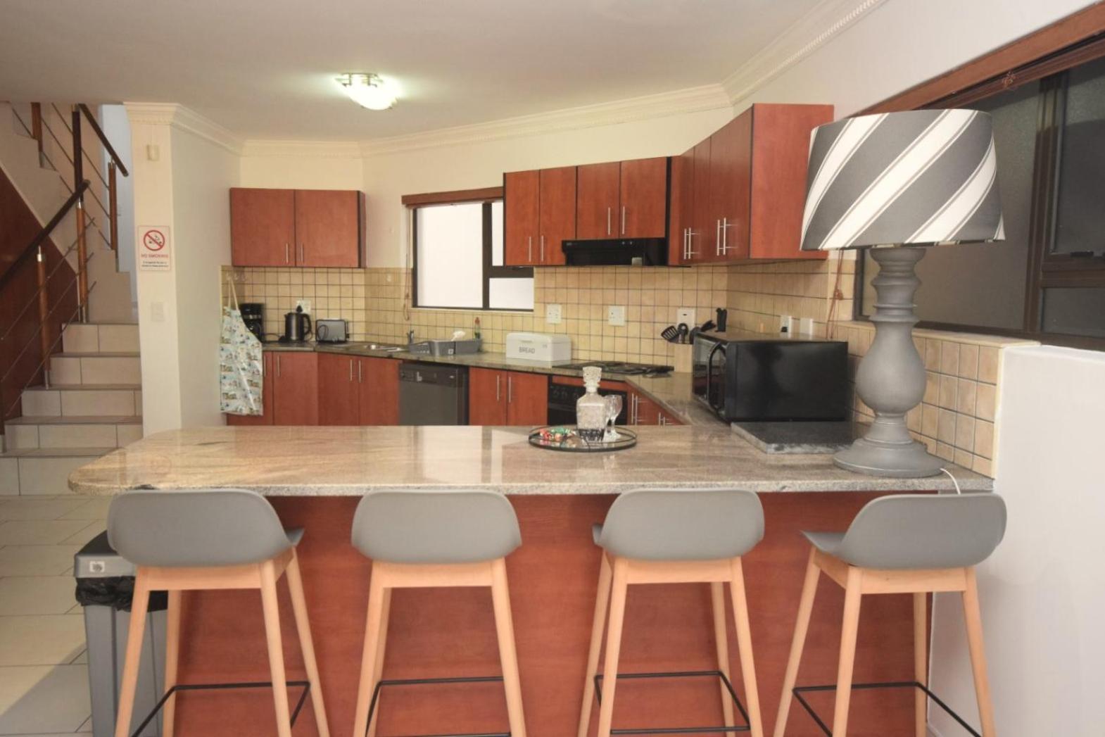 Four-Bedroom House photo 2