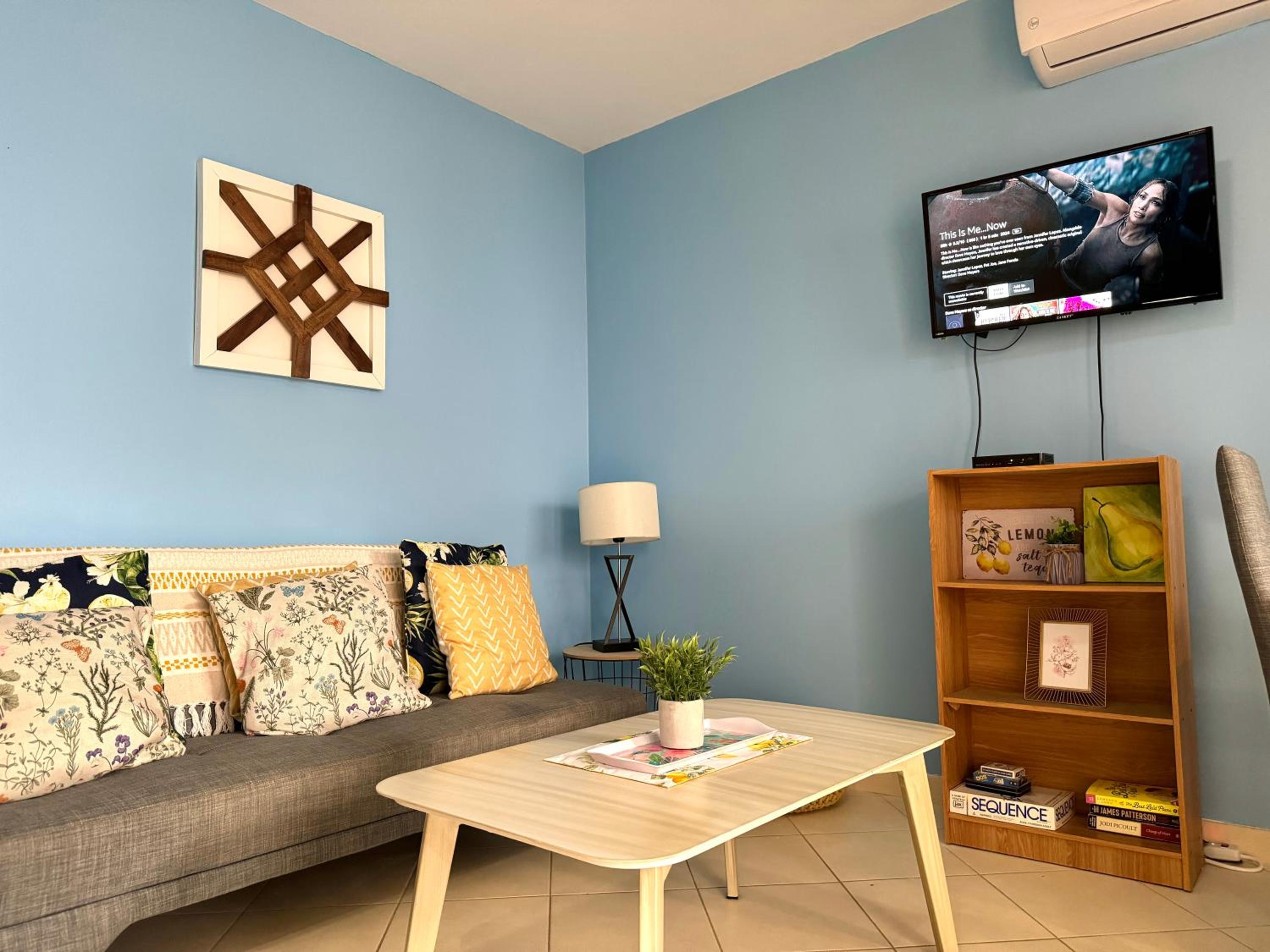 Two-Bedroom Apartment photo 2