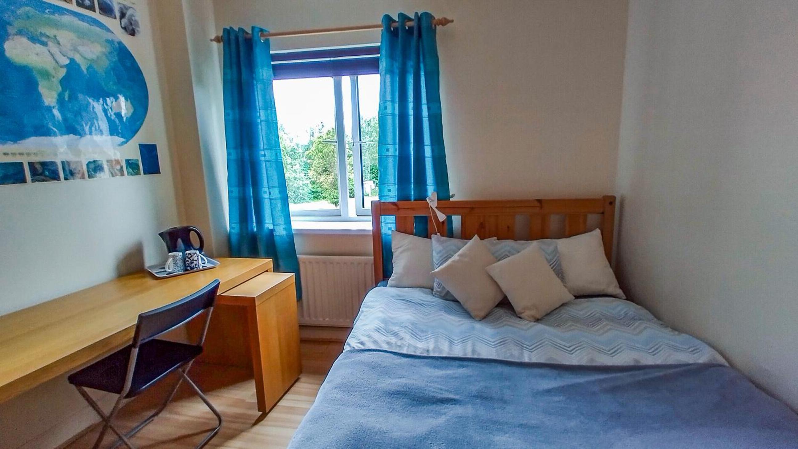 Double Room With Shared Bathroom