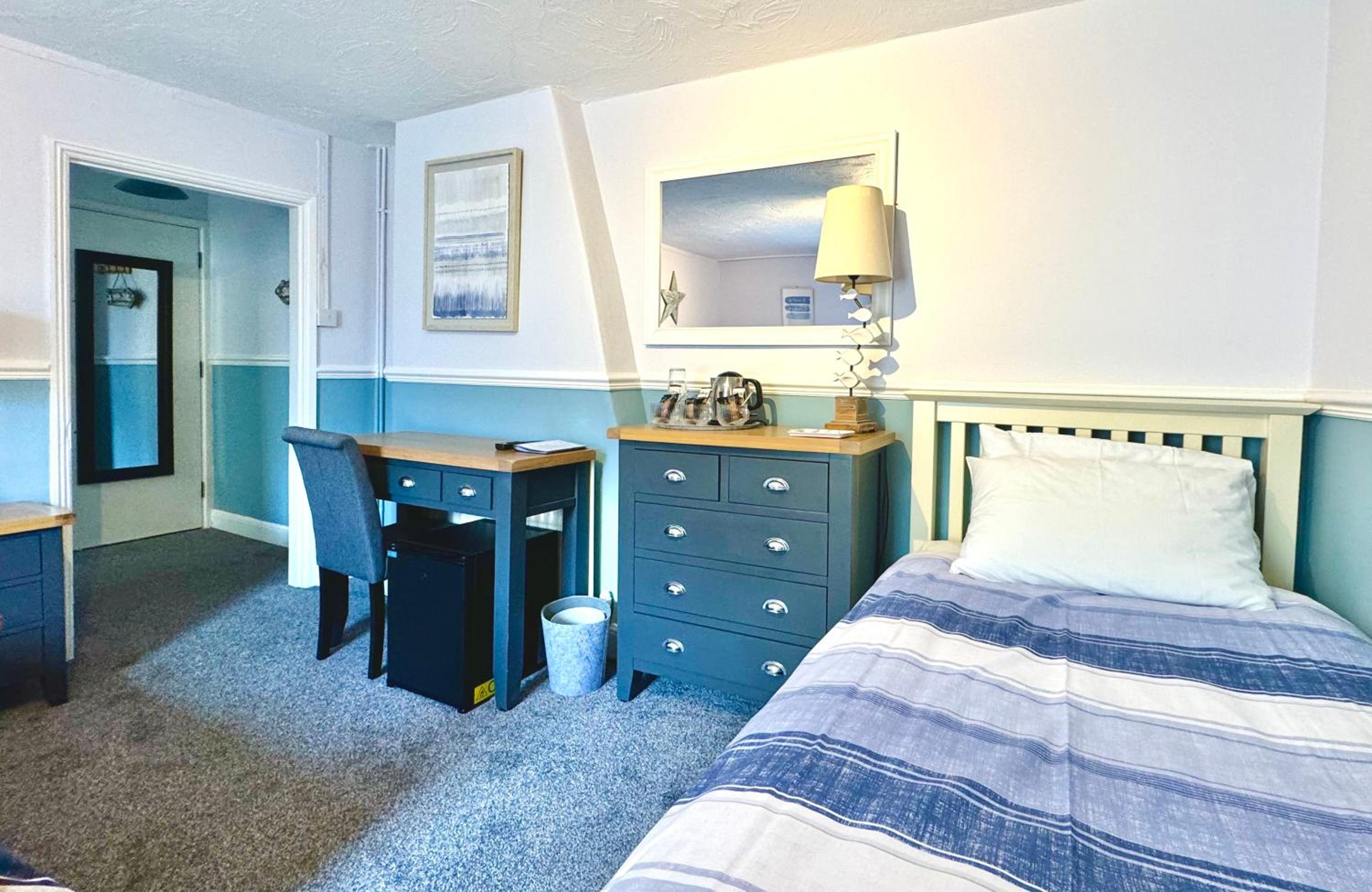Triple Room with Bath photo 2