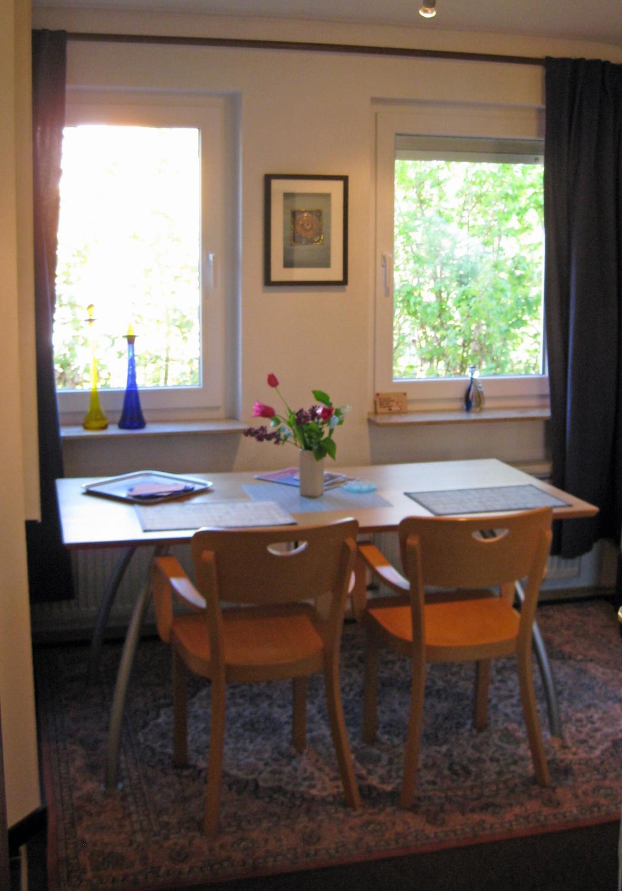 One-Bedroom Apartment with Garden View - Photo 10
