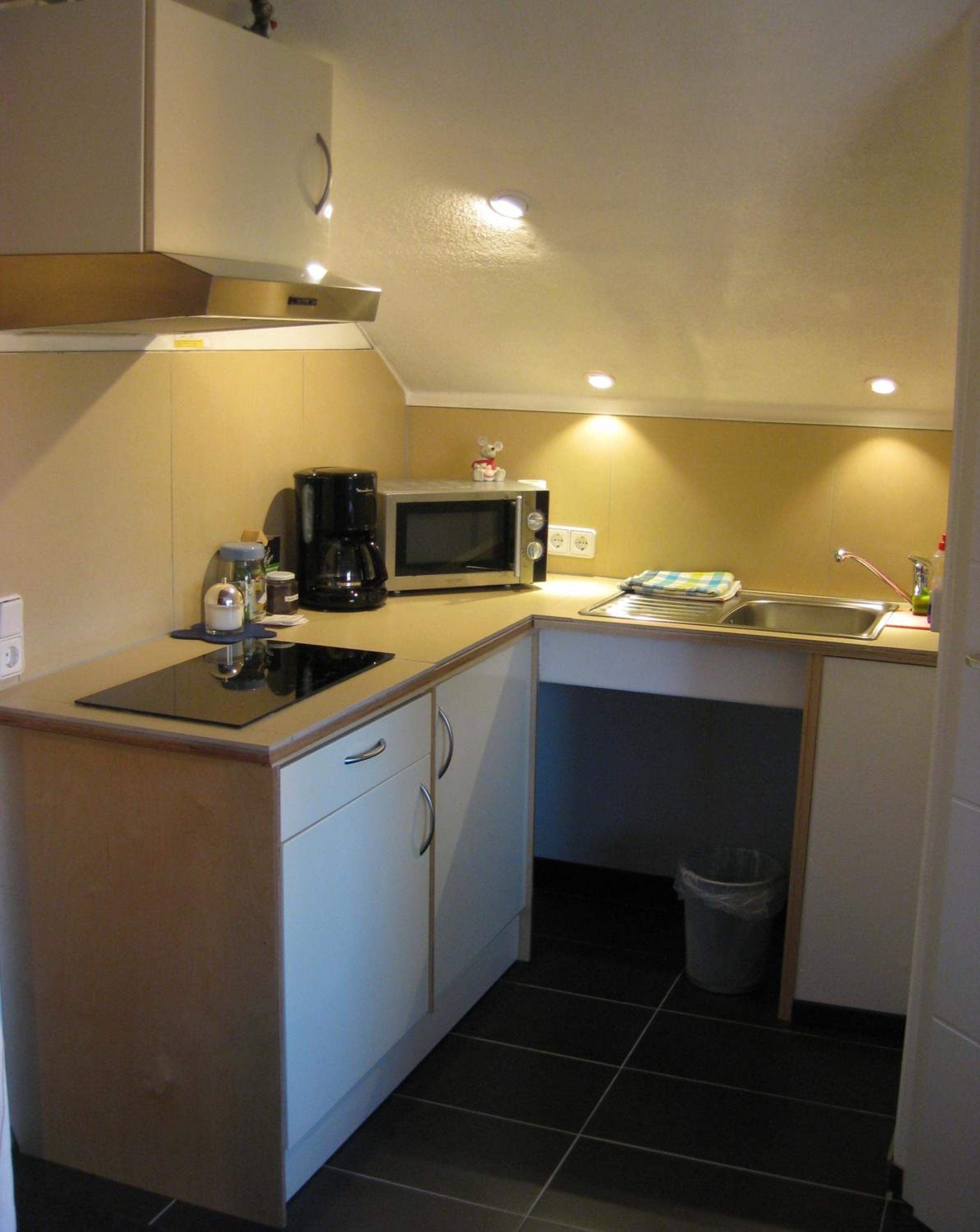One-Bedroom Apartment with Garden View - Photo 3