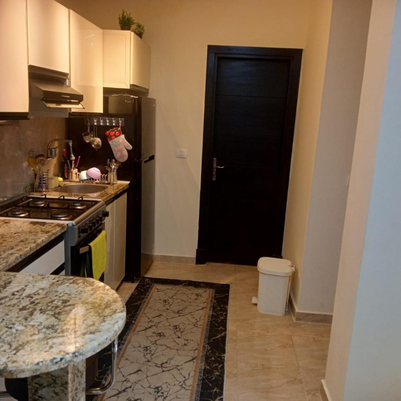 Two-Bedroom Apartment with Balcony photo 2