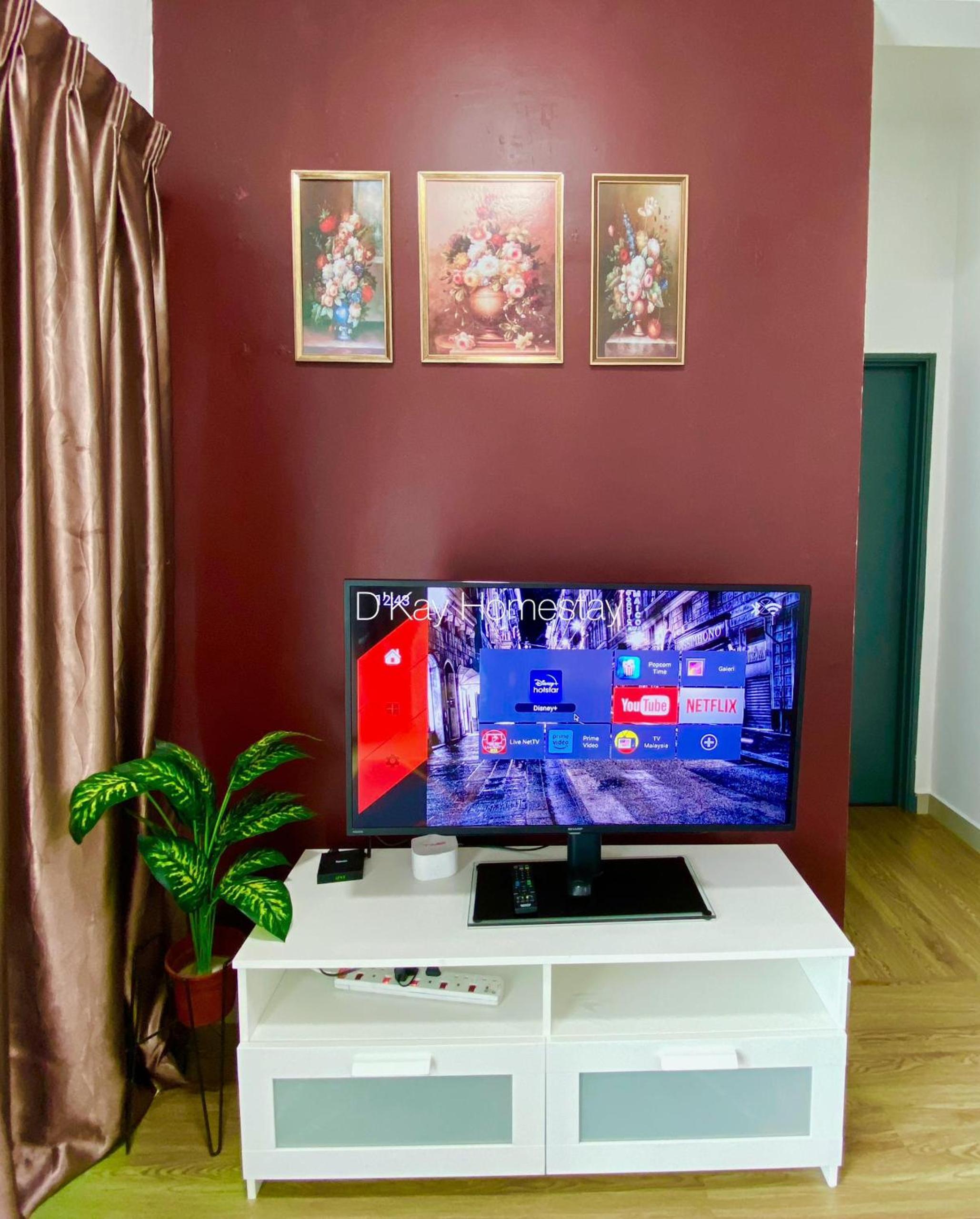Two-Bedroom Apartment with Mountain View photo 3