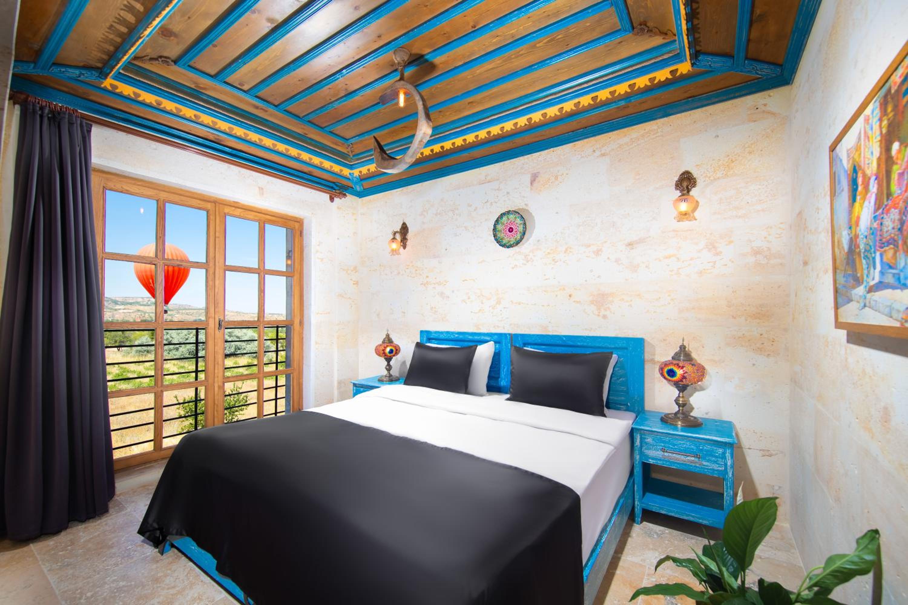 Deluxe Double or Twin Room - Photo 4