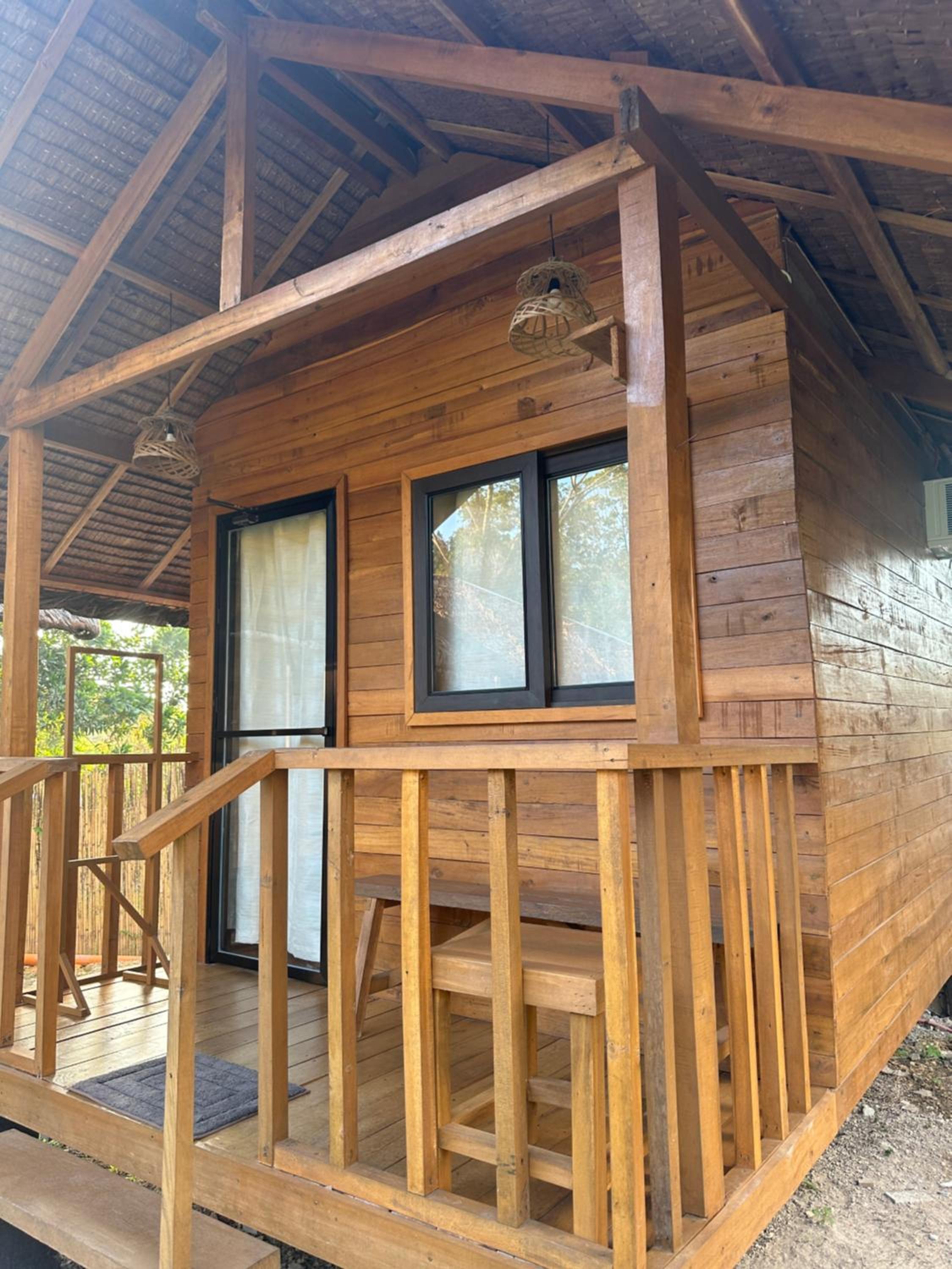 Deluxe Bungalow photo 2
