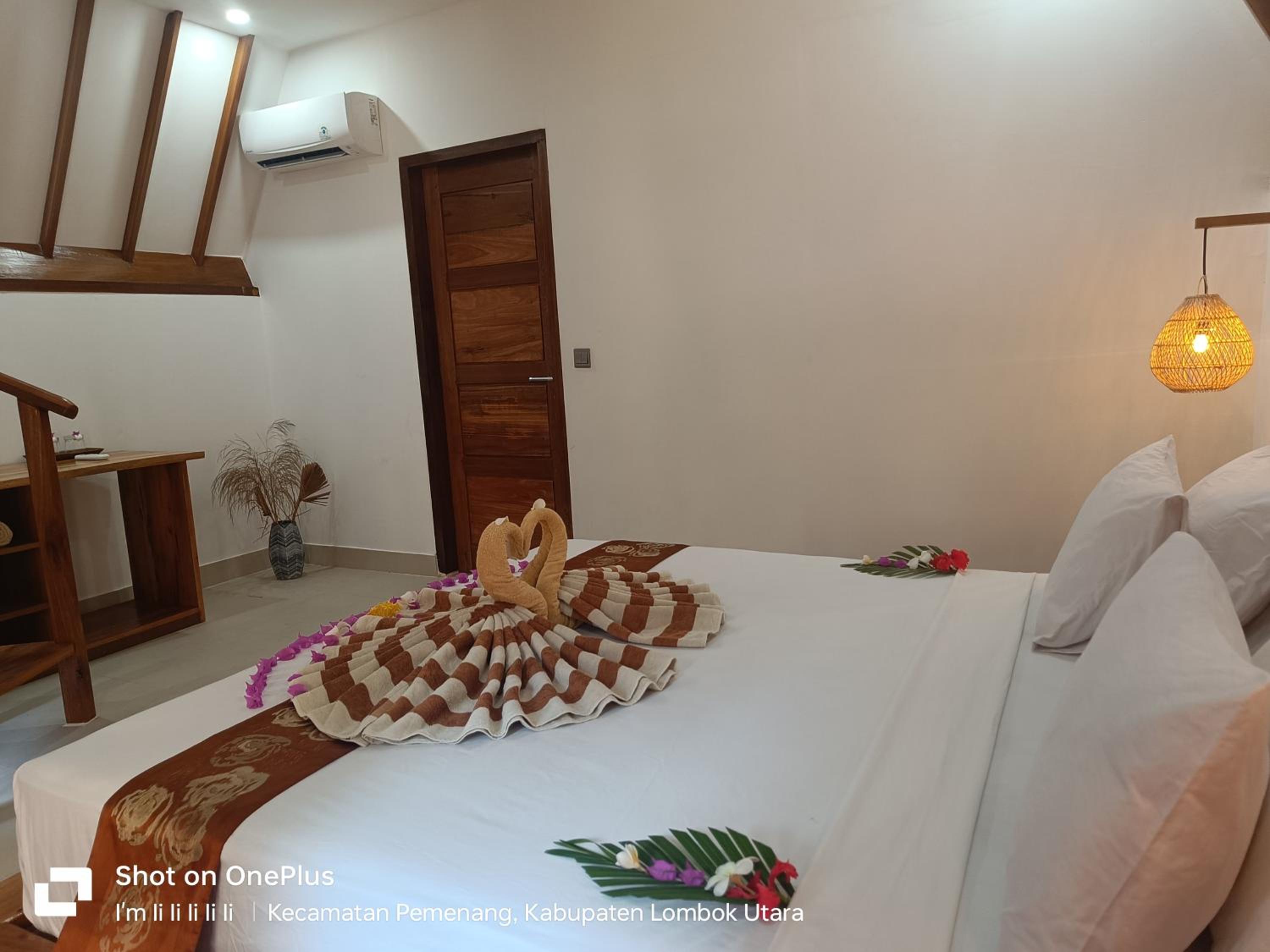Deluxe Family Room - Photo 10
