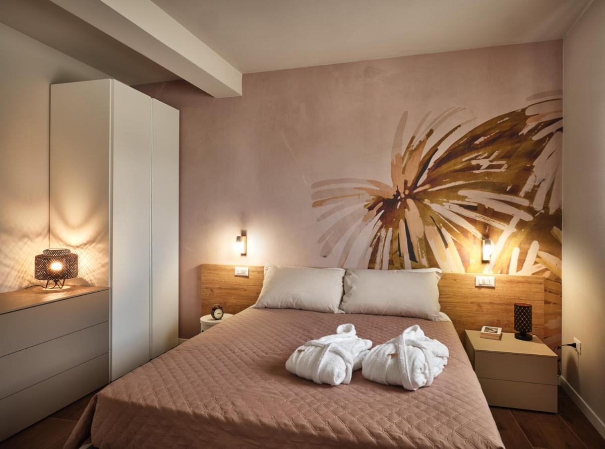Studio Apartment with One Double Bed photo 2