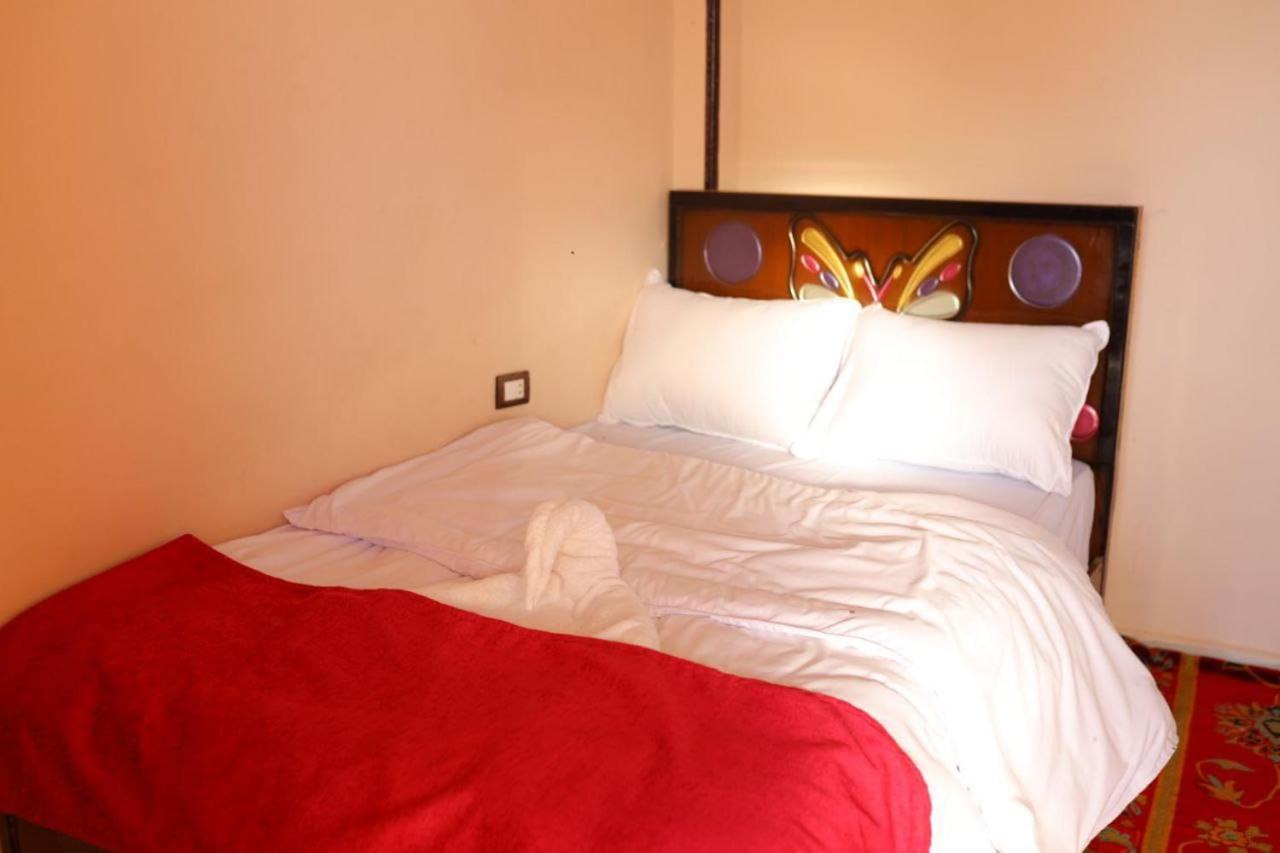 King Room with Pool View photo 1