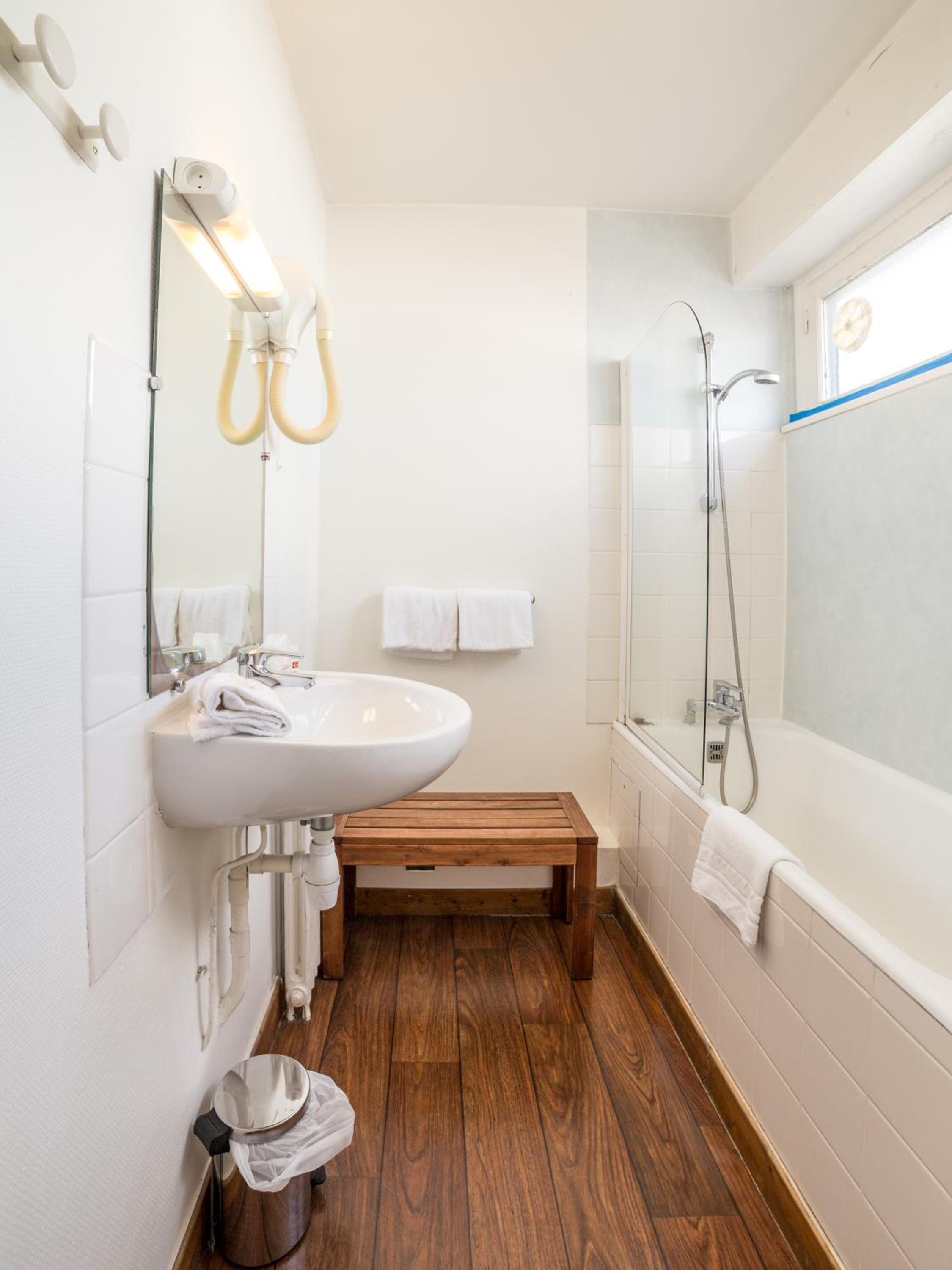 Superior Triple Room photo 3