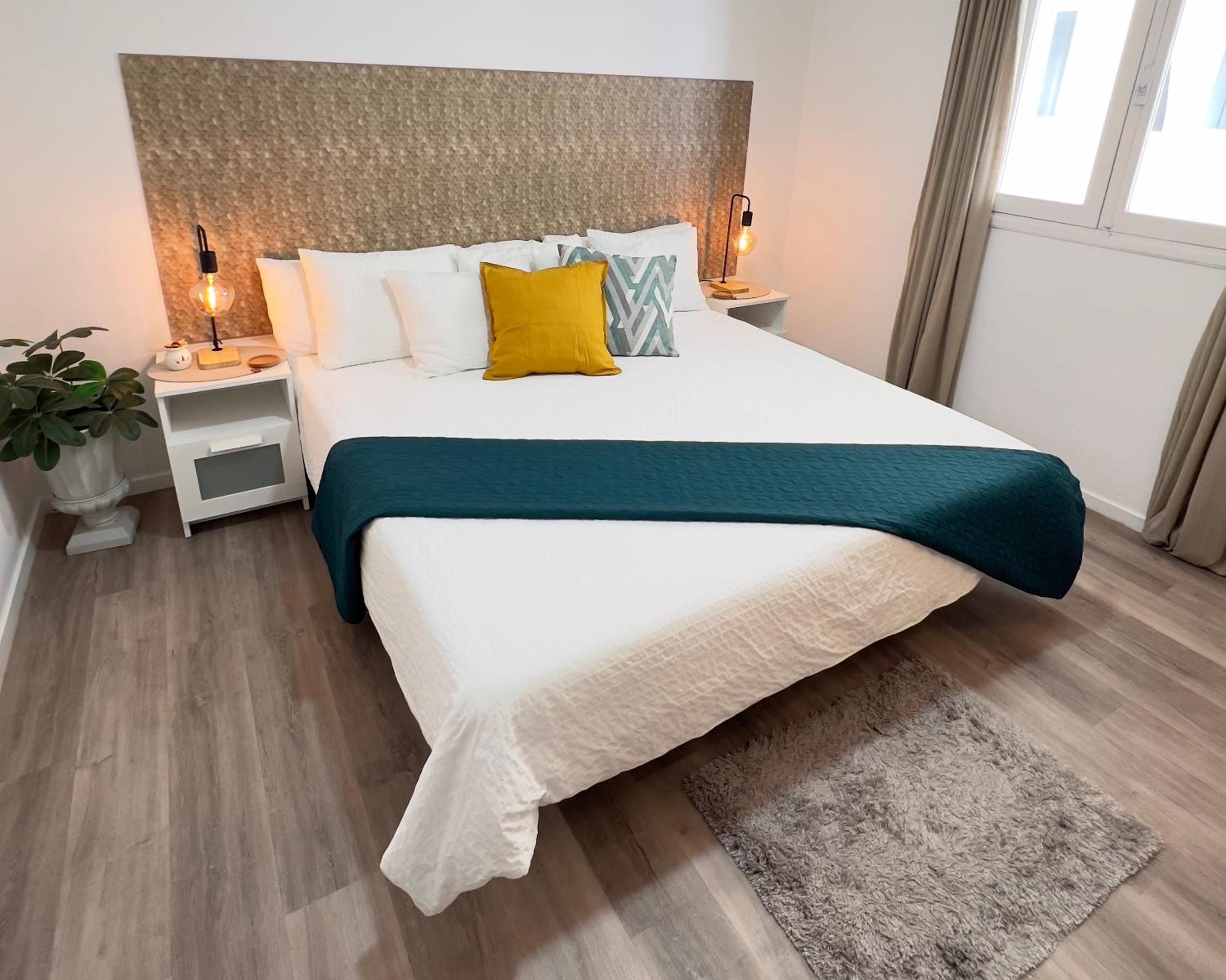 Habitación Doble Estándar con Baño Compartido