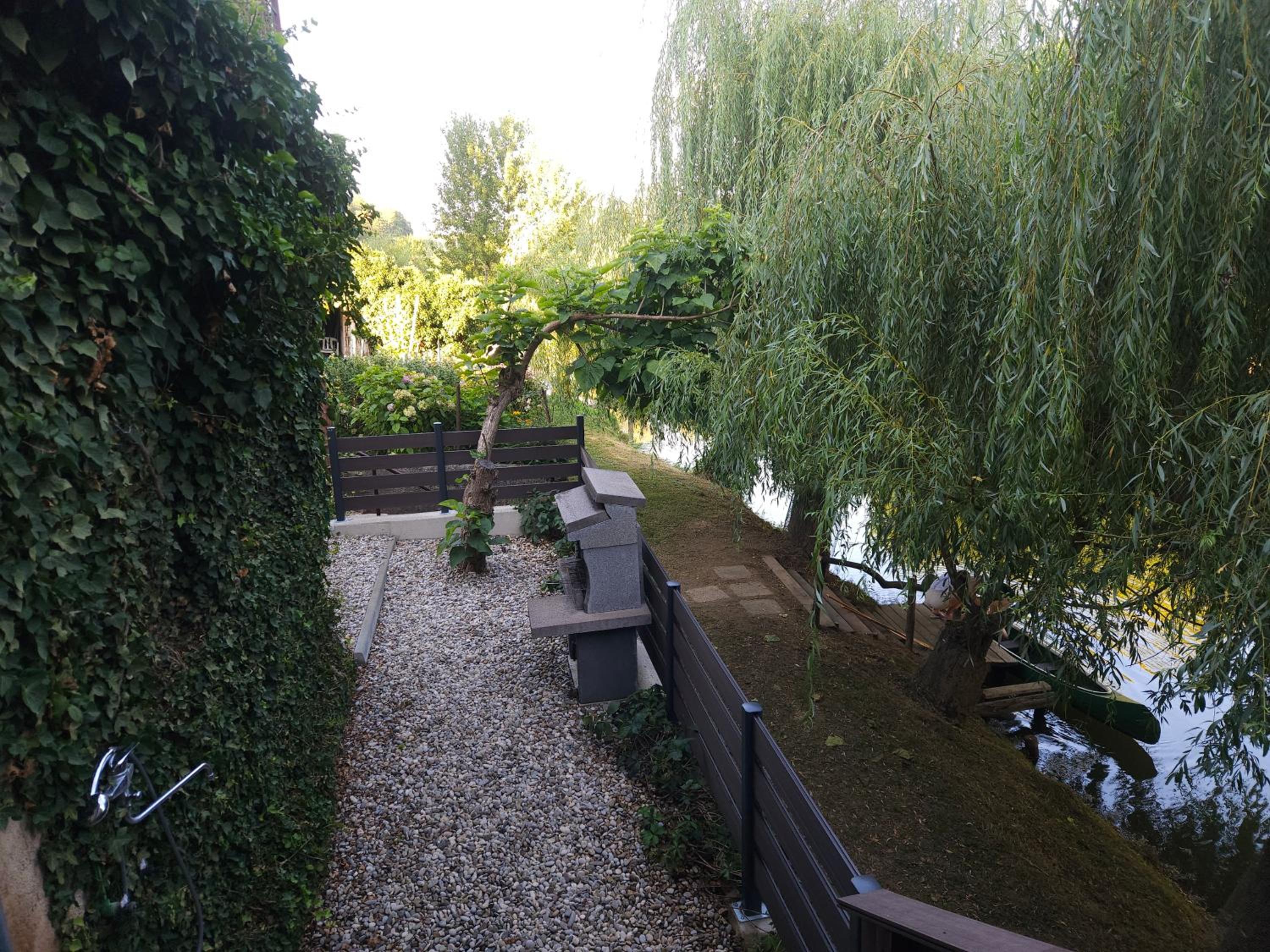 Two-Bedroom Apartment with River View photo 3