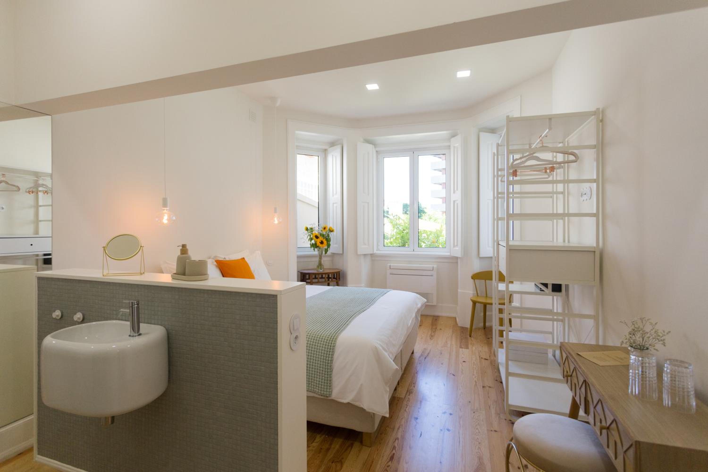 Queen Room with Garden View