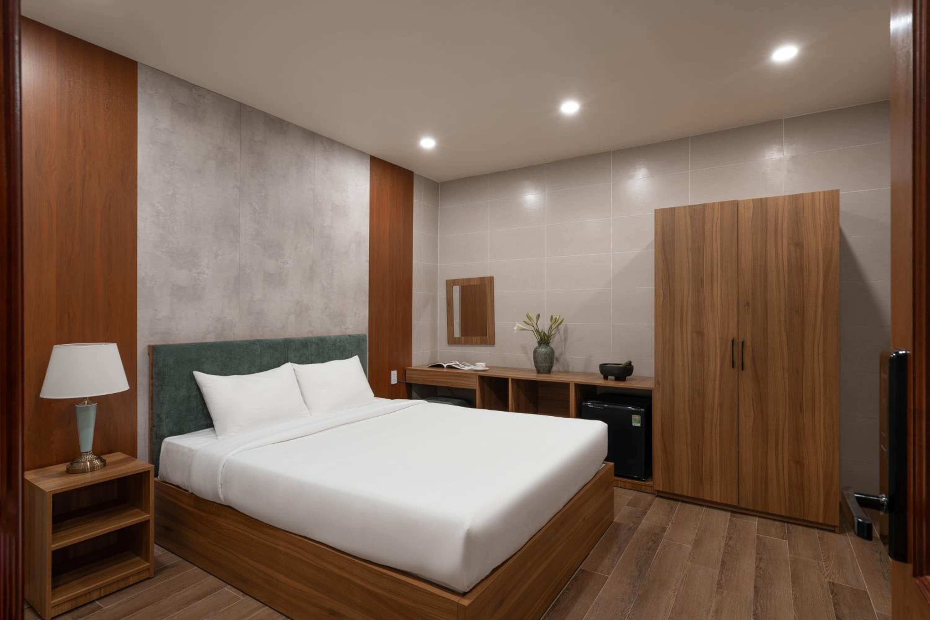 Standard Double Room - Photo 6