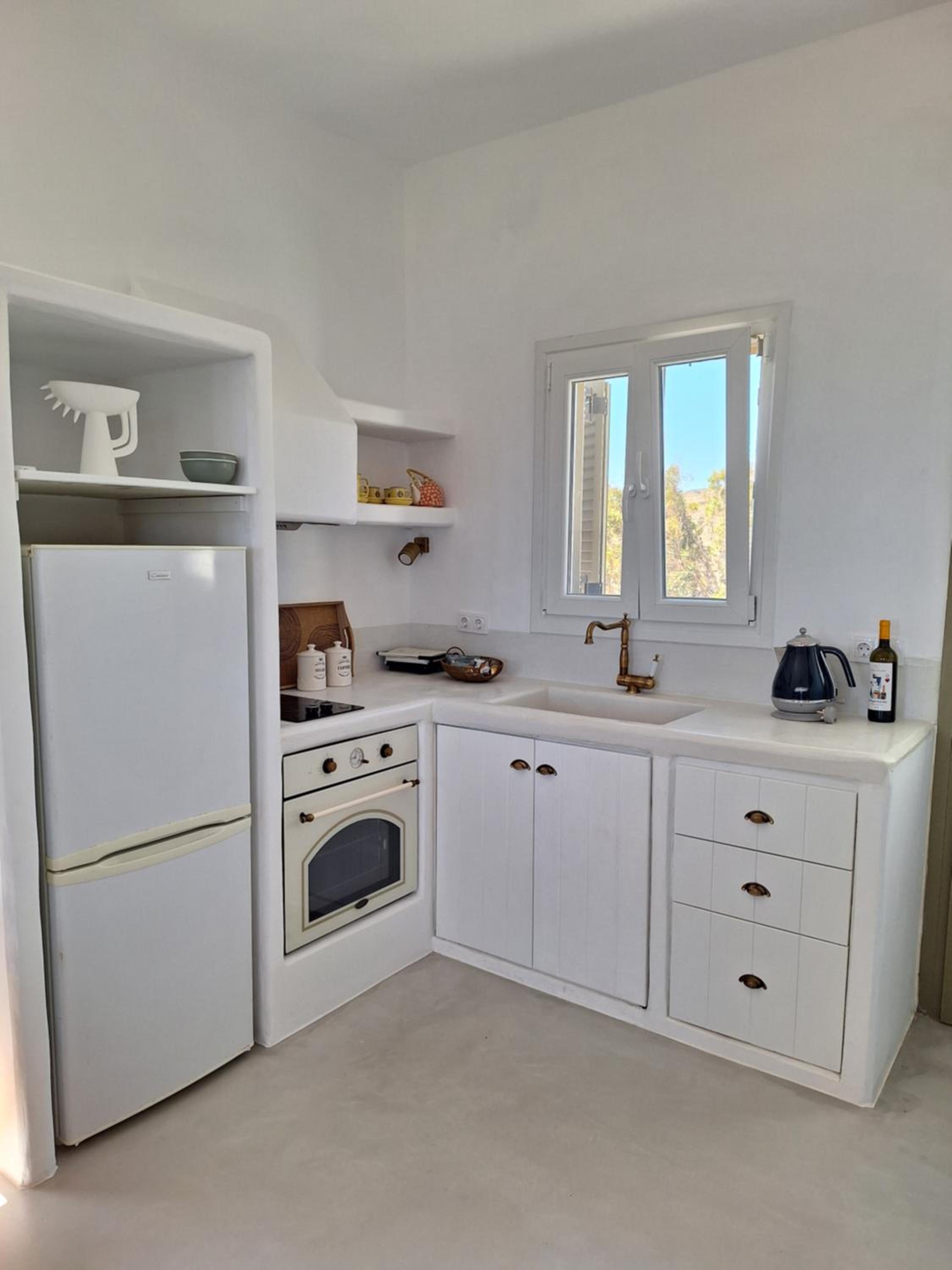 Two-Bedroom House photo 3