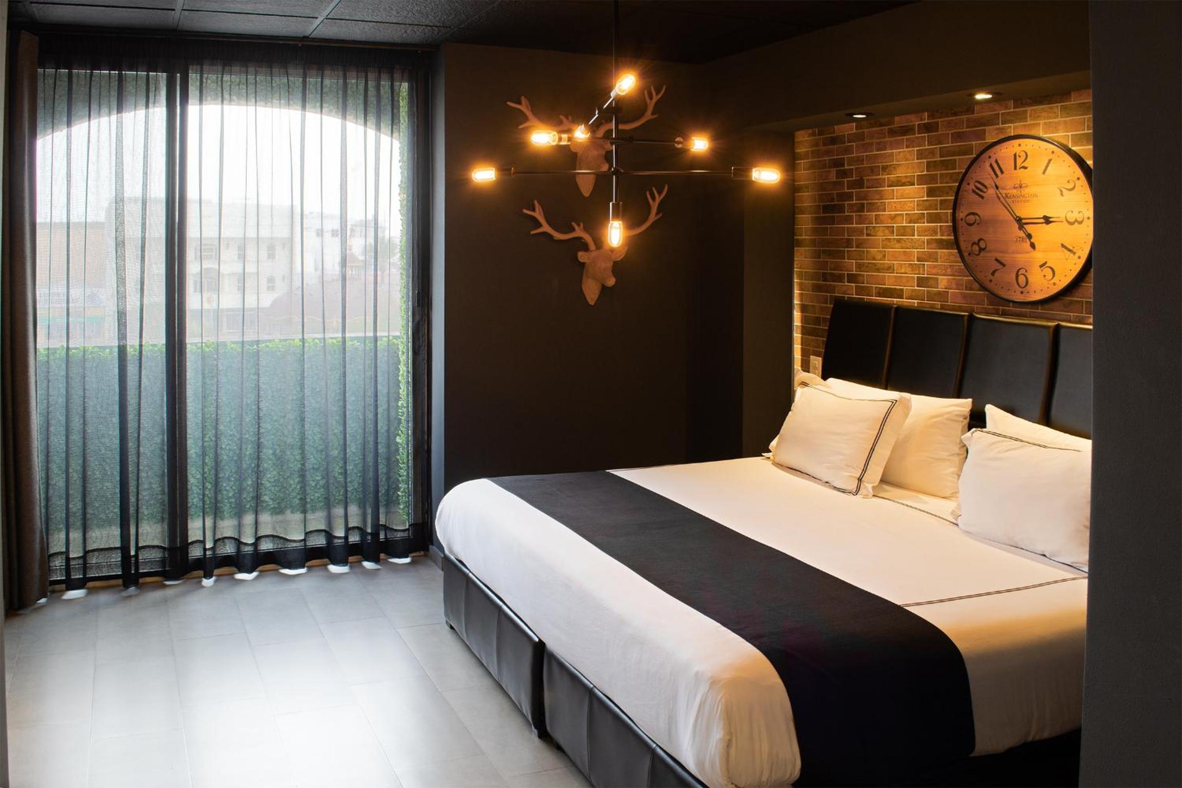 Deluxe Junior Suite photo 1