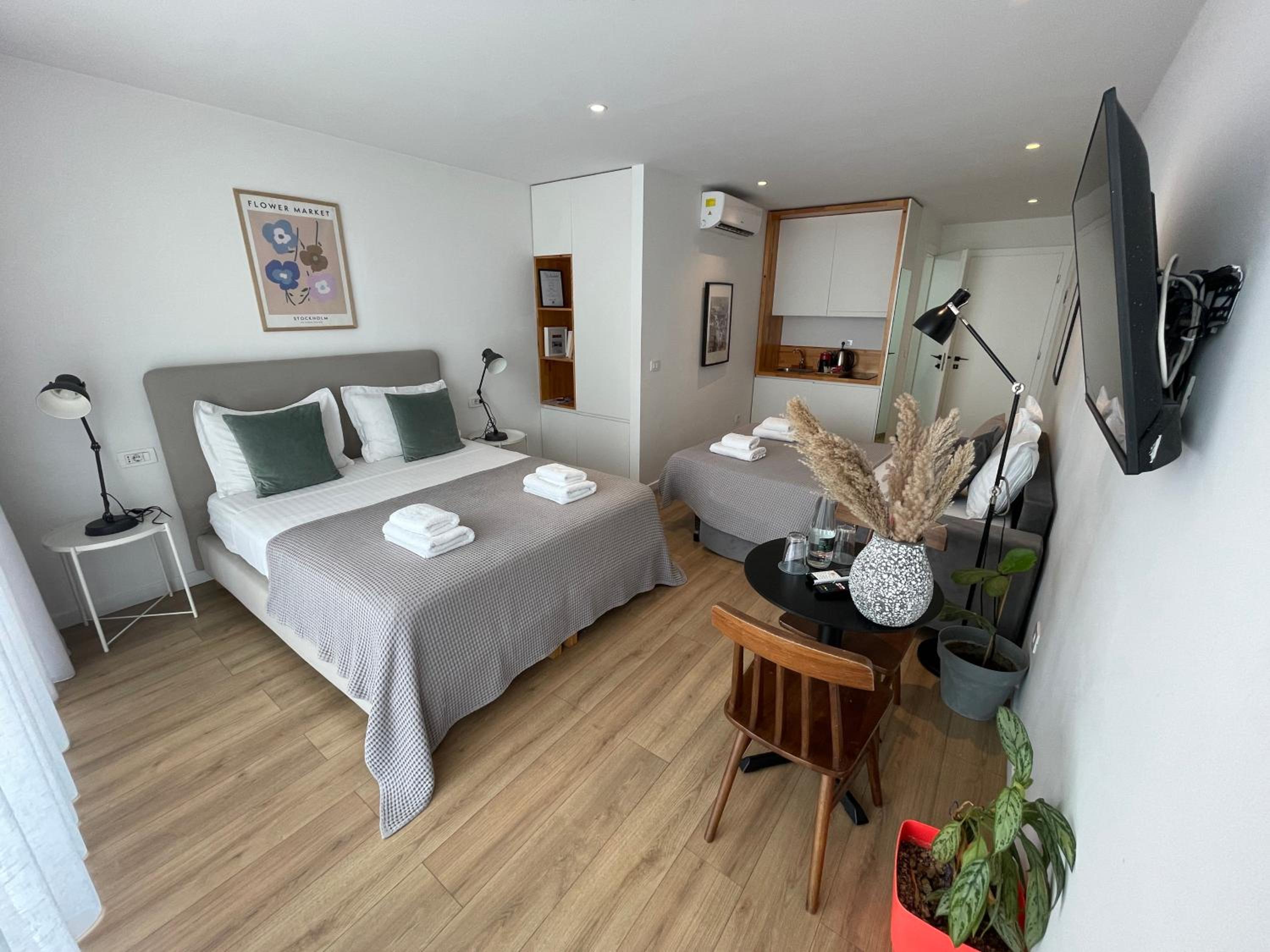 Penthouse Apartment photo 2