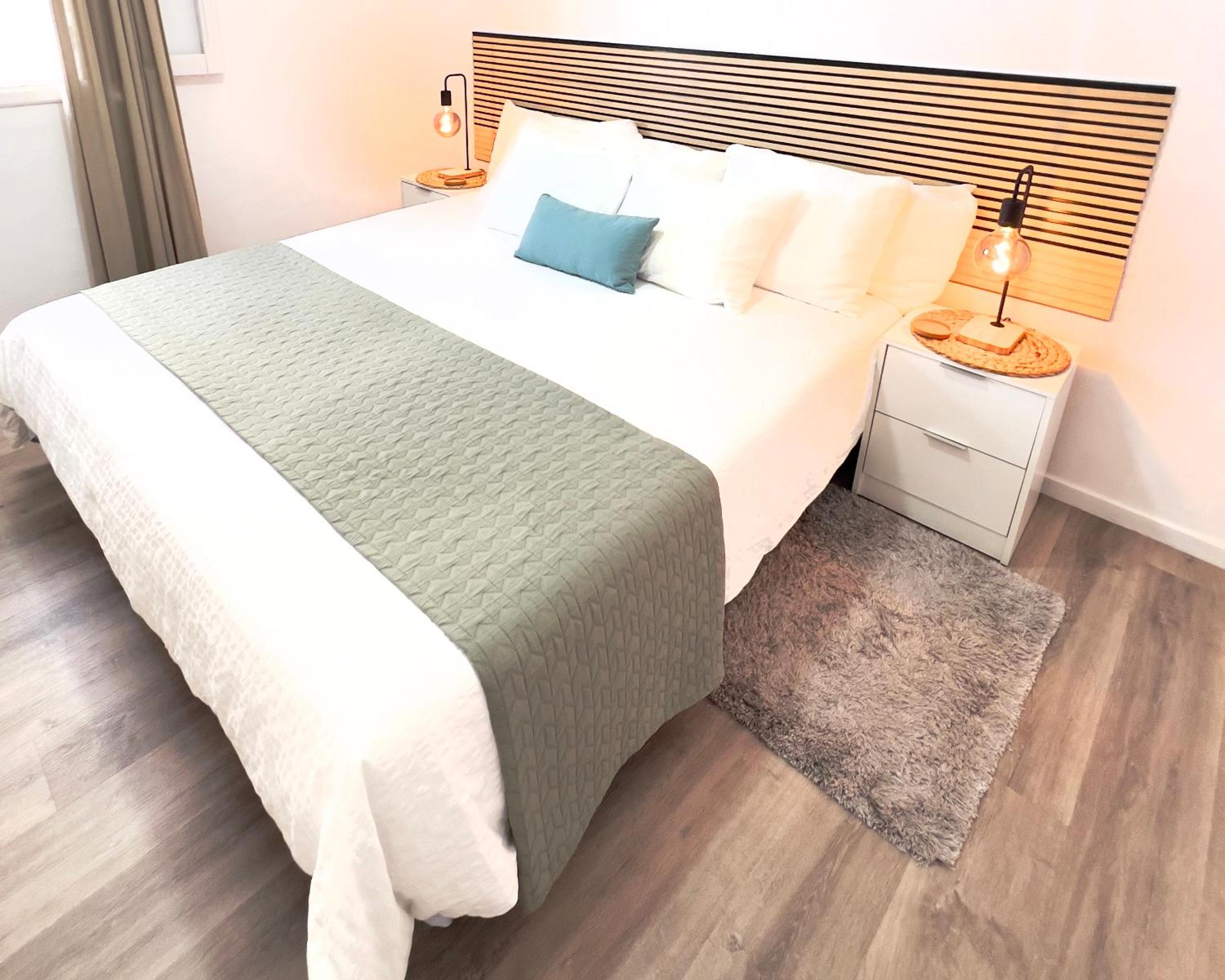 Habitación Doble Estándar con Baño Compartido