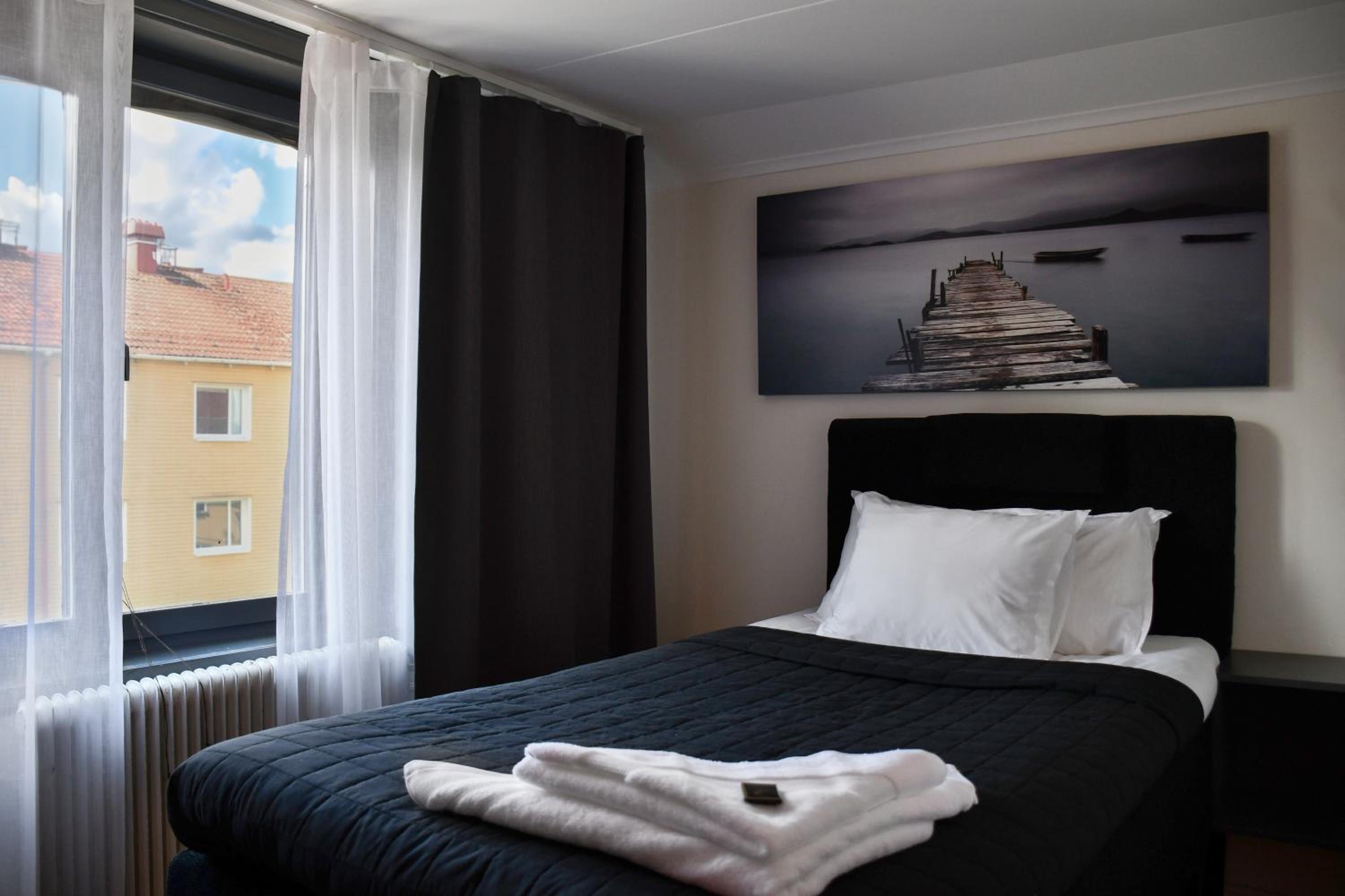 Single Room photo 1